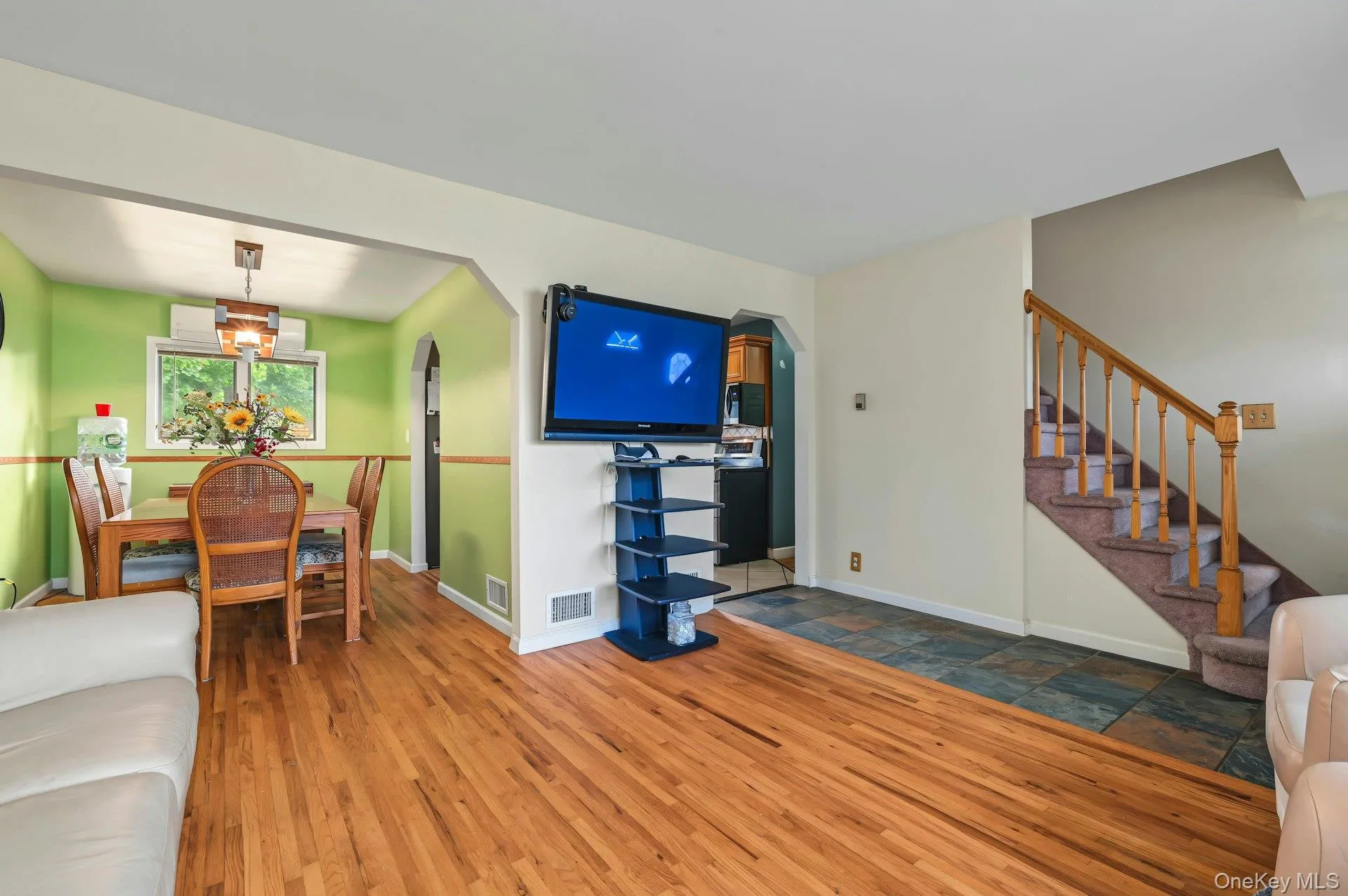 15 Scholl Drive, Oyster Bay, NY, 4 Bedrooms Bedrooms, 7 Rooms Rooms,2 BathroomsBathrooms,Residential,For Rent,Scholl,0,1051397 15 Scholl Drive, Oyster Bay, NY, 4 Bedrooms Bedrooms, 7 Rooms Rooms,2 BathroomsBathrooms,Residential,For Rent,Scholl,0,1051397
