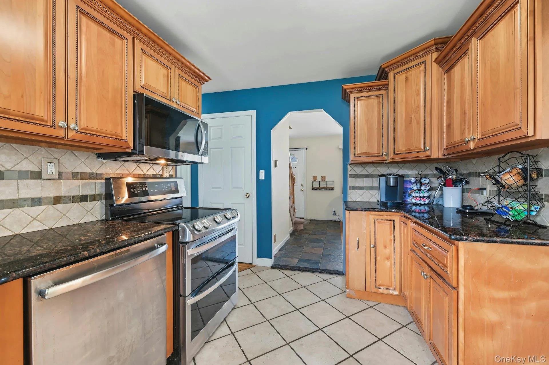 15 Scholl Drive, Oyster Bay, NY, 4 Bedrooms Bedrooms, 7 Rooms Rooms,2 BathroomsBathrooms,Residential,For Rent,Scholl,0,1051397 15 Scholl Drive, Oyster Bay, NY, 4 Bedrooms Bedrooms, 7 Rooms Rooms,2 BathroomsBathrooms,Residential,For Rent,Scholl,0,1051397