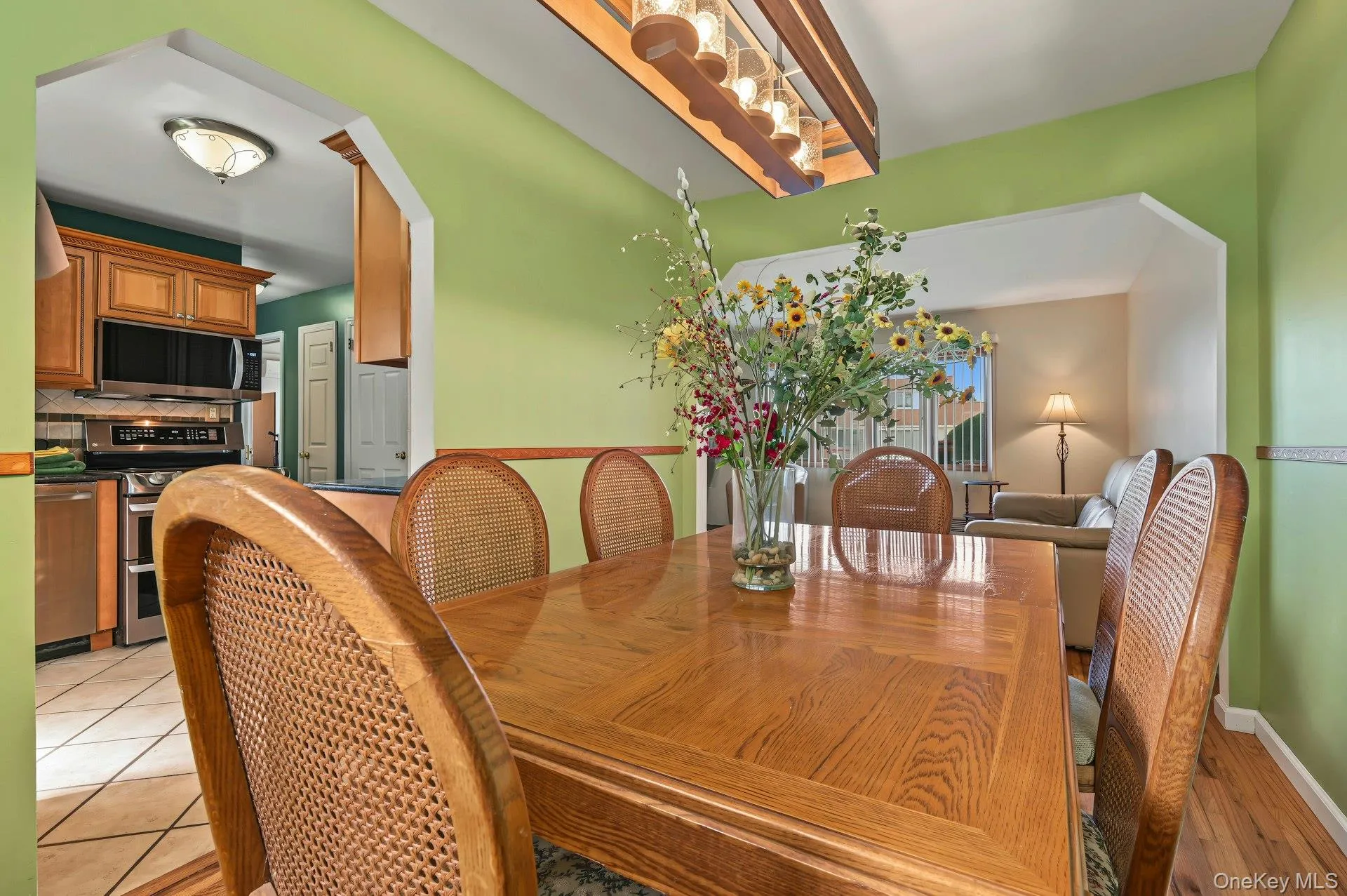 15 Scholl Drive, Oyster Bay, NY, 4 Bedrooms Bedrooms, 7 Rooms Rooms,2 BathroomsBathrooms,Residential,For Rent,Scholl,0,1051397 15 Scholl Drive, Oyster Bay, NY, 4 Bedrooms Bedrooms, 7 Rooms Rooms,2 BathroomsBathrooms,Residential,For Rent,Scholl,0,1051397