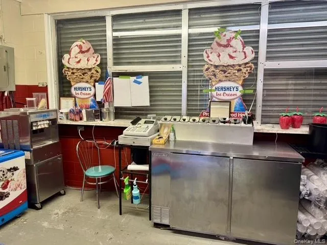 129 Lake Avenue, Middletown, NY, ,Commercial Lease,For Rent,Lake,0,1051403 129 Lake Avenue, Middletown, NY, ,Commercial Lease,For Rent,Lake,0,1051403