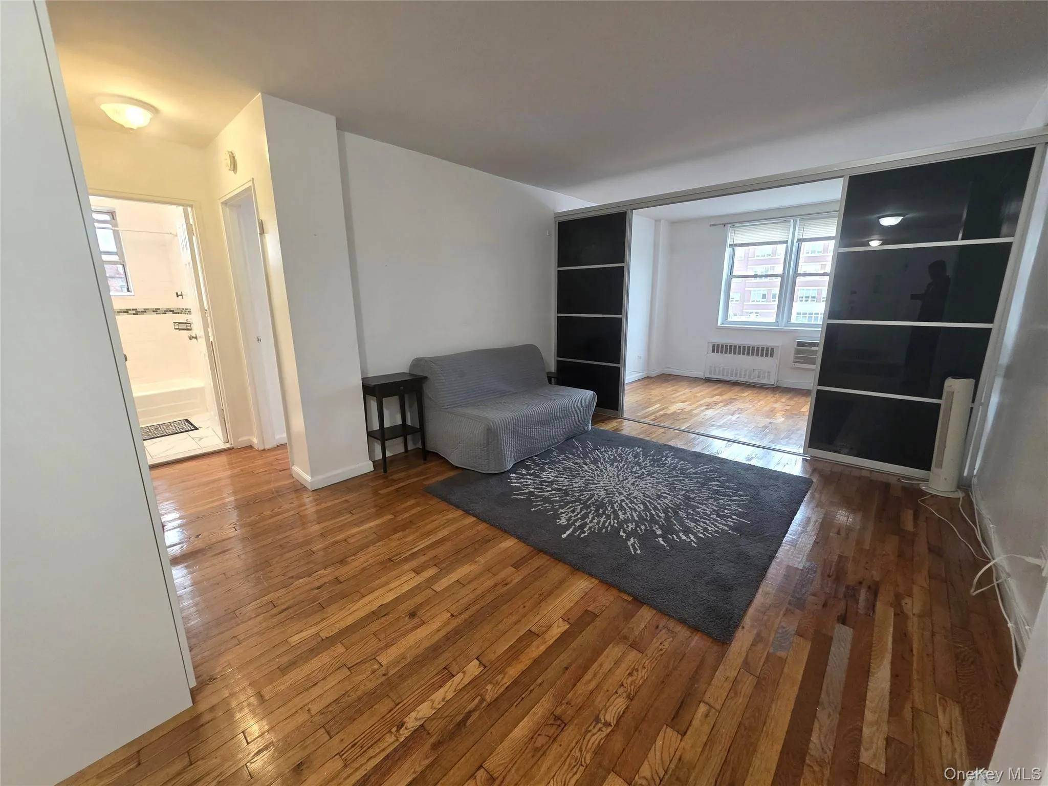 47-37 45th, New York, NY, 1 Bedroom Bedrooms, 3 Rooms Rooms,1 BathroomBathrooms,Residential Lease,For Rent,45th,0,1051407 47-37 45th, New York, NY, 1 Bedroom Bedrooms, 3 Rooms Rooms,1 BathroomBathrooms,Residential Lease,For Rent,45th,0,1051407