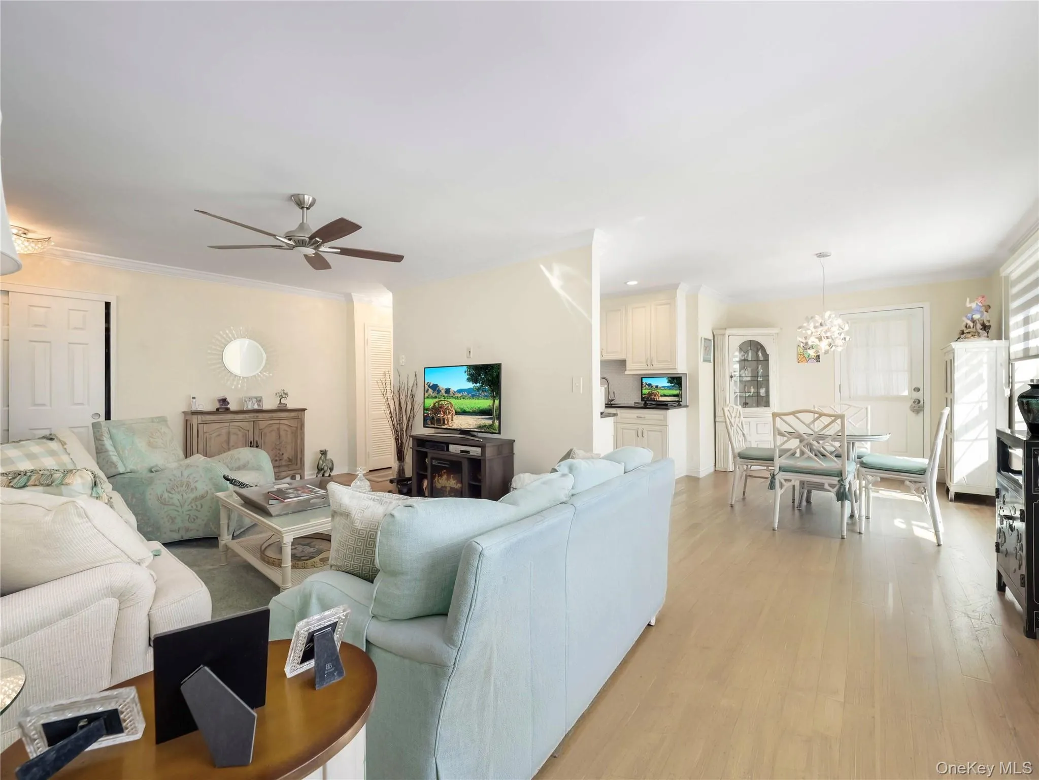 461 Sierra Vista Lane, Clarkstown, NY, 1 Bedroom Bedrooms, 4 Rooms Rooms,1 BathroomBathrooms,Residential,For Rent,Sierra Vista,0,1051411 461 Sierra Vista Lane, Clarkstown, NY, 1 Bedroom Bedrooms, 4 Rooms Rooms,1 BathroomBathrooms,Residential,For Rent,Sierra Vista,0,1051411