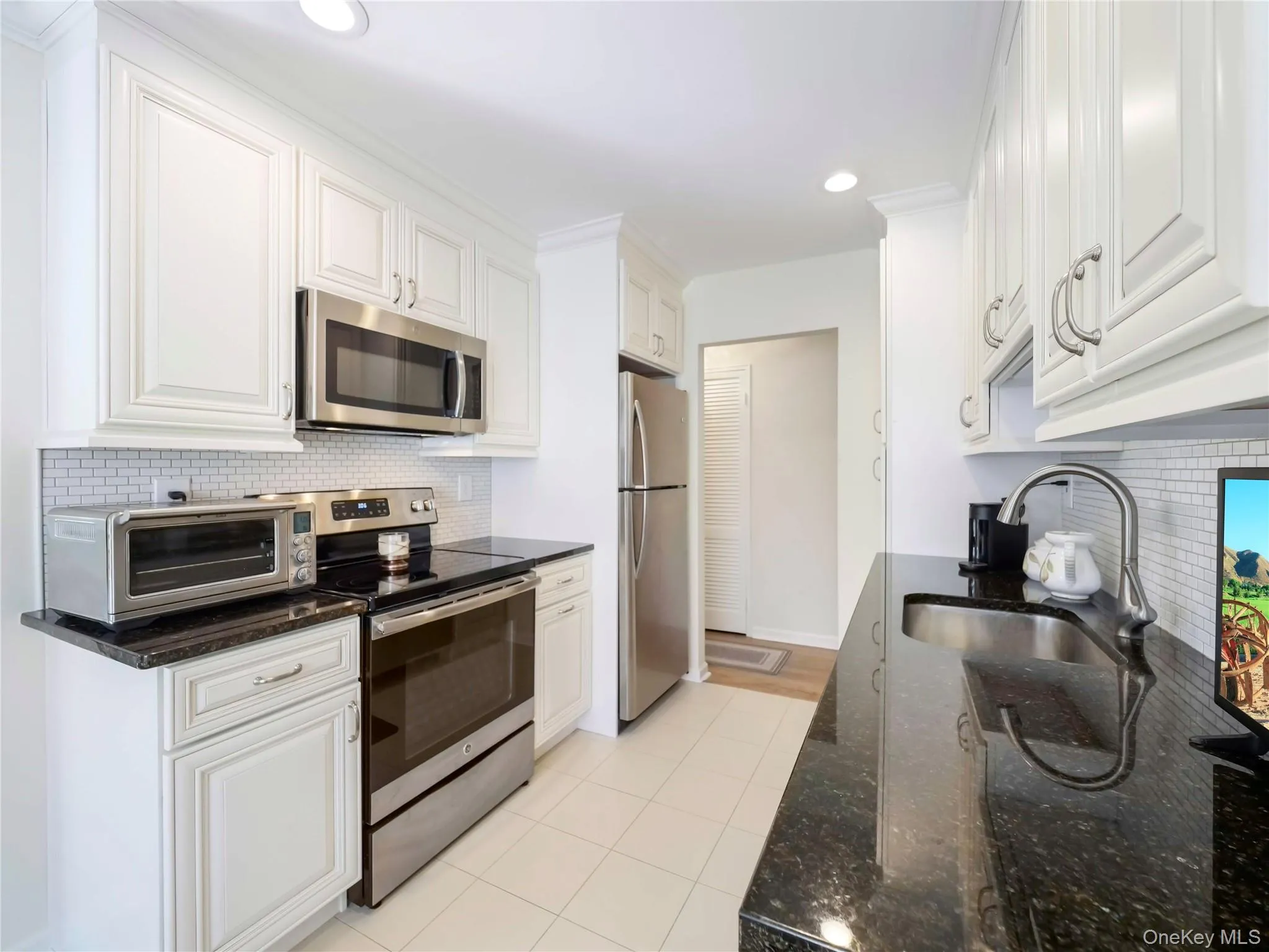 461 Sierra Vista Lane, Clarkstown, NY, 1 Bedroom Bedrooms, 4 Rooms Rooms,1 BathroomBathrooms,Residential,For Rent,Sierra Vista,0,1051411 461 Sierra Vista Lane, Clarkstown, NY, 1 Bedroom Bedrooms, 4 Rooms Rooms,1 BathroomBathrooms,Residential,For Rent,Sierra Vista,0,1051411