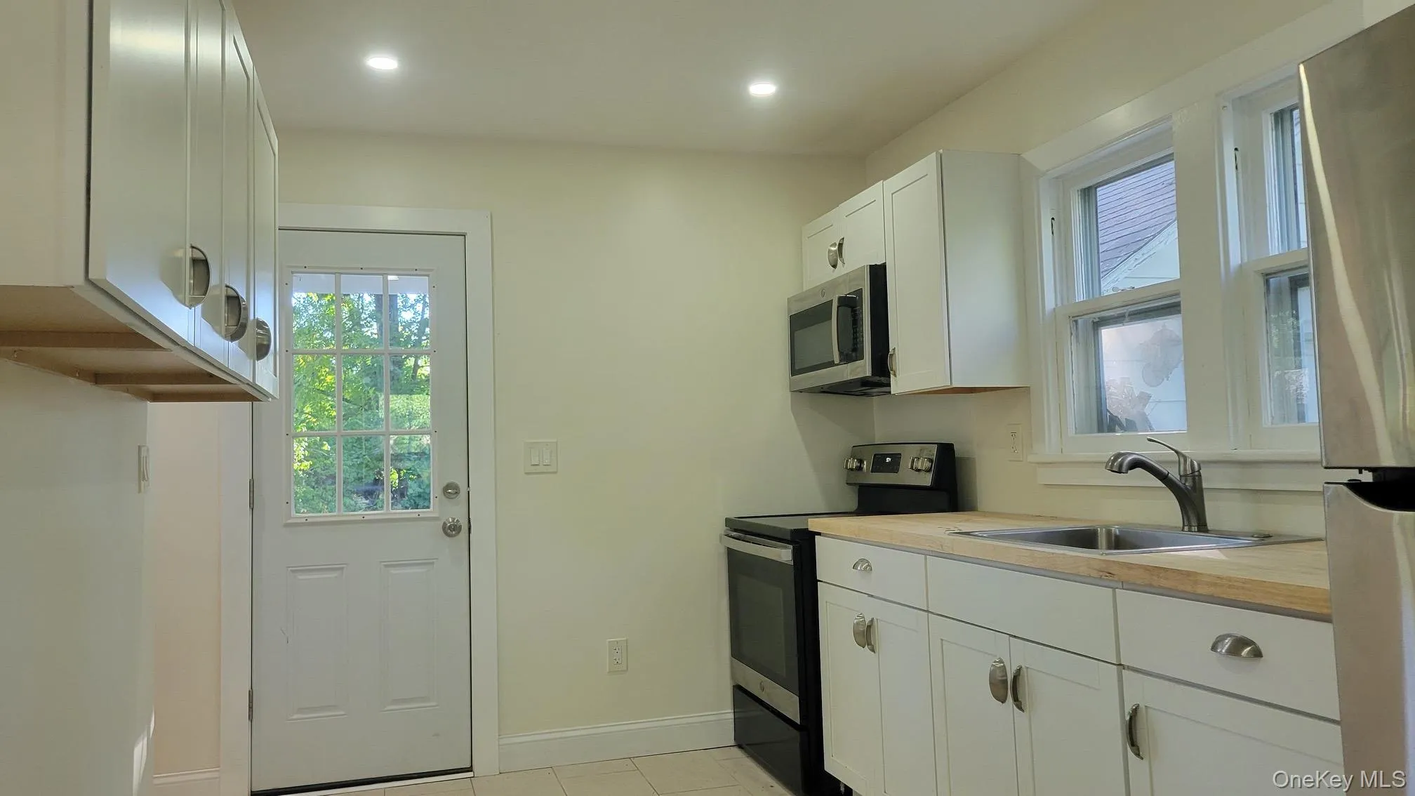 222 Zandhoek Road, Hurley, NY, 3 Bedrooms Bedrooms, 6 Rooms Rooms,1 BathroomBathrooms,Residential,For Rent,Zandhoek,0,1051413 222 Zandhoek Road, Hurley, NY, 3 Bedrooms Bedrooms, 6 Rooms Rooms,1 BathroomBathrooms,Residential,For Rent,Zandhoek,0,1051413
