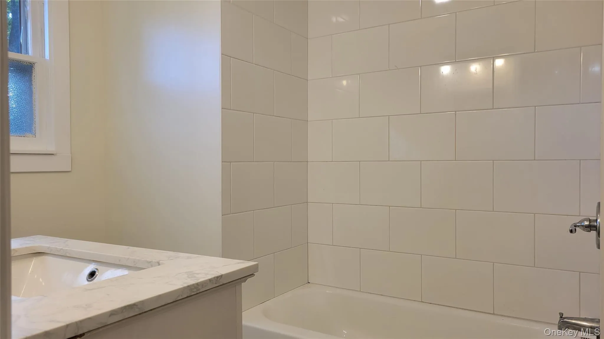 222 Zandhoek Road, Hurley, NY, 3 Bedrooms Bedrooms, 6 Rooms Rooms,1 BathroomBathrooms,Residential,For Rent,Zandhoek,0,1051413 222 Zandhoek Road, Hurley, NY, 3 Bedrooms Bedrooms, 6 Rooms Rooms,1 BathroomBathrooms,Residential,For Rent,Zandhoek,0,1051413