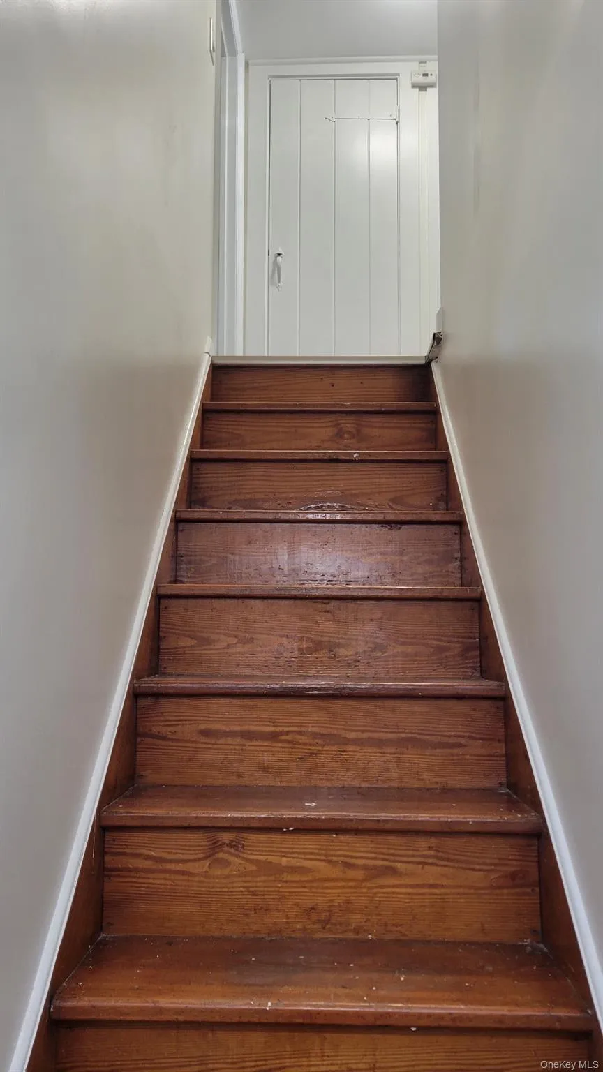 222 Zandhoek Road, Hurley, NY, 3 Bedrooms Bedrooms, 6 Rooms Rooms,1 BathroomBathrooms,Residential,For Rent,Zandhoek,0,1051413 222 Zandhoek Road, Hurley, NY, 3 Bedrooms Bedrooms, 6 Rooms Rooms,1 BathroomBathrooms,Residential,For Rent,Zandhoek,0,1051413