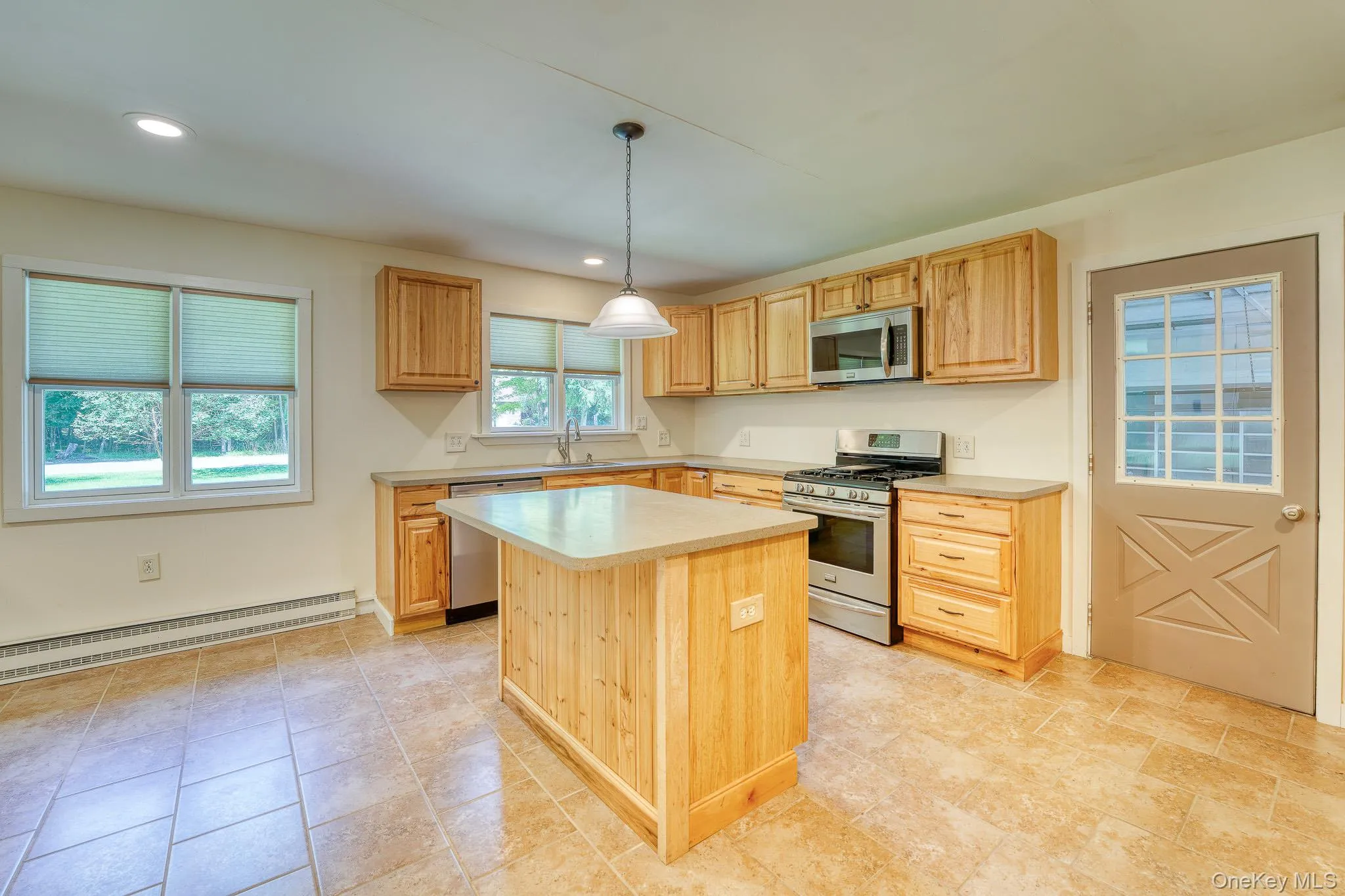 34 Van Buskirk Road, Saugerties, NY, 2 Bedrooms Bedrooms, 5 Rooms Rooms,1 BathroomBathrooms,Residential,For Rent,Van Buskirk,0,1051415 34 Van Buskirk Road, Saugerties, NY, 2 Bedrooms Bedrooms, 5 Rooms Rooms,1 BathroomBathrooms,Residential,For Rent,Van Buskirk,0,1051415