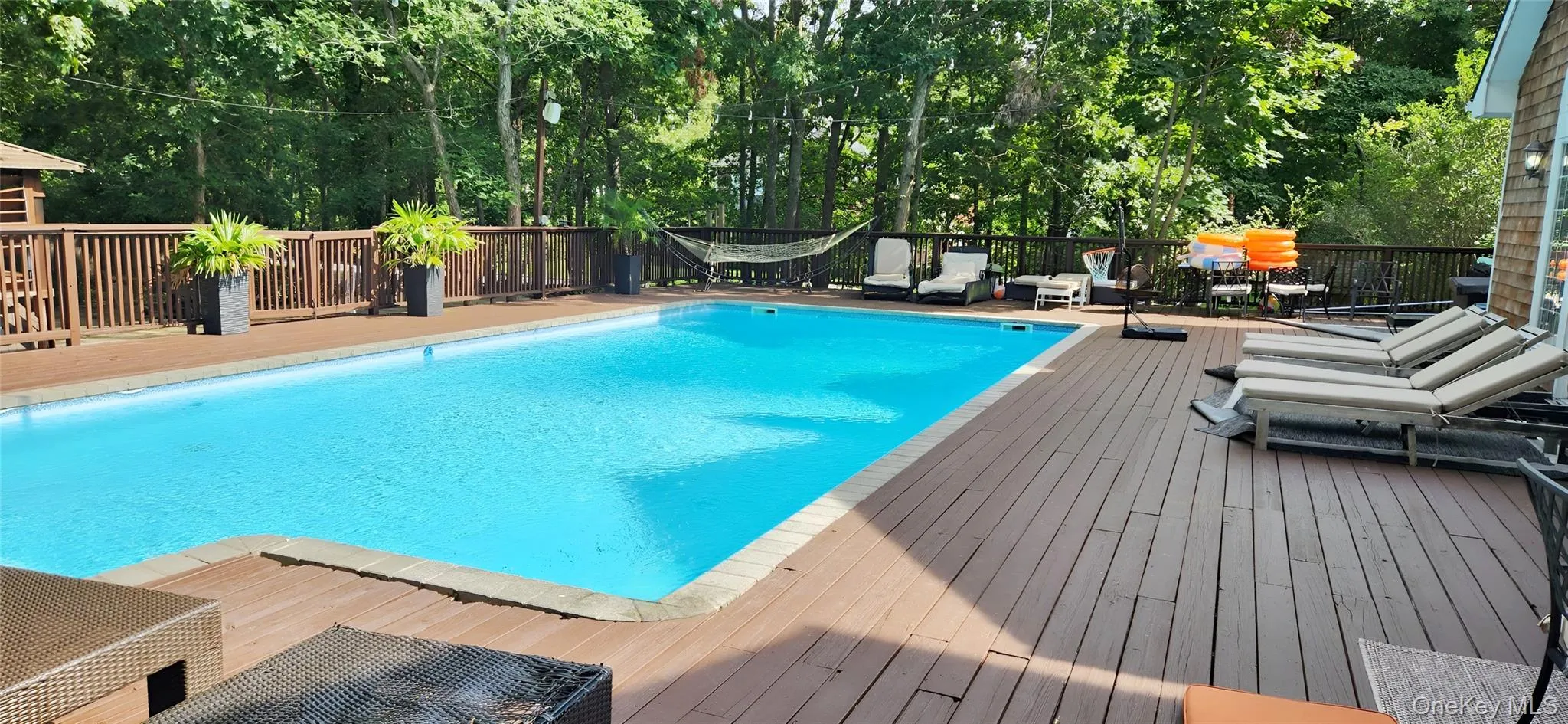 5 Emily Court, Southampton, NY, 5 Bedrooms Bedrooms, 8 Rooms Rooms,3 BathroomsBathrooms,Residential,For Rent,Emily,0,1051417 5 Emily Court, Southampton, NY, 5 Bedrooms Bedrooms, 8 Rooms Rooms,3 BathroomsBathrooms,Residential,For Rent,Emily,0,1051417