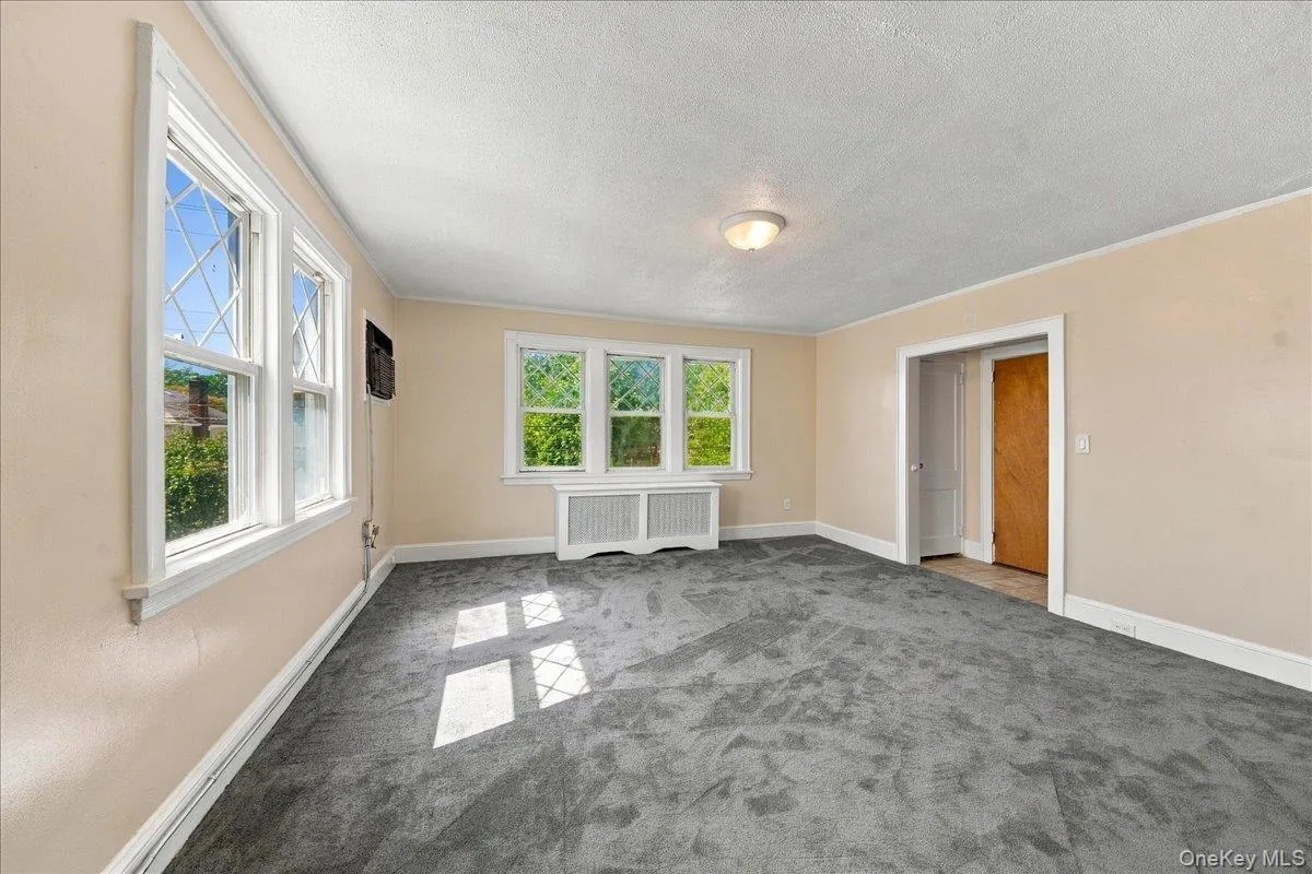 448 Fourth Avenue, Pelham, NY, 3 Bedrooms Bedrooms, 5 Rooms Rooms,1 BathroomBathrooms,Residential Lease,For Rent,Fourth Avenue,0,1051418 448 Fourth Avenue, Pelham, NY, 3 Bedrooms Bedrooms, 5 Rooms Rooms,1 BathroomBathrooms,Residential Lease,For Rent,Fourth Avenue,0,1051418