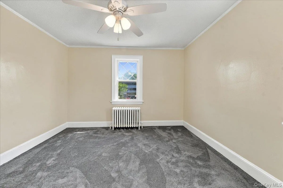 448 Fourth Avenue, Pelham, NY, 3 Bedrooms Bedrooms, 5 Rooms Rooms,1 BathroomBathrooms,Residential Lease,For Rent,Fourth Avenue,0,1051418 448 Fourth Avenue, Pelham, NY, 3 Bedrooms Bedrooms, 5 Rooms Rooms,1 BathroomBathrooms,Residential Lease,For Rent,Fourth Avenue,0,1051418