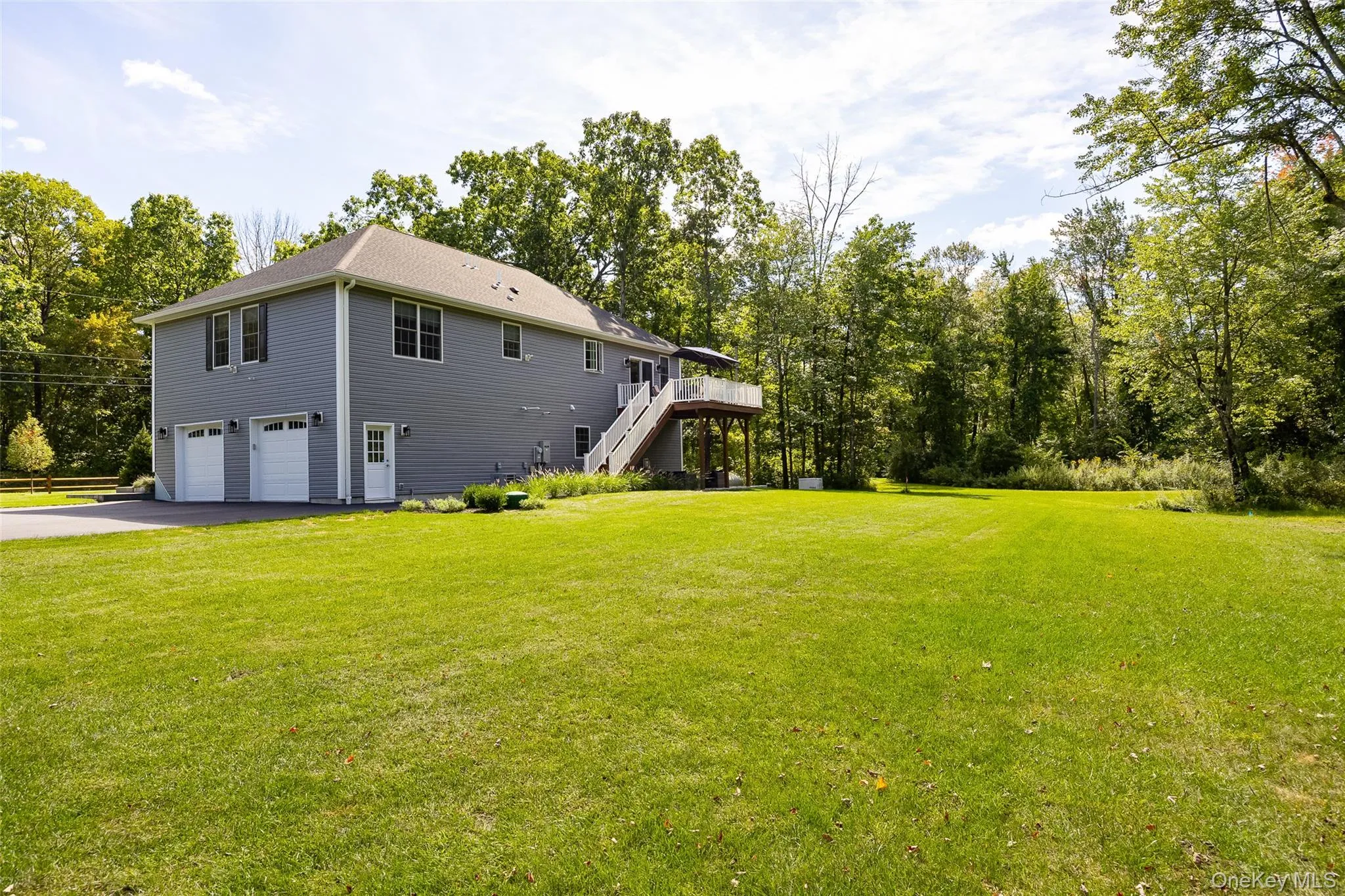 Open yard is wonderful for gardening, a pool, pets (underground fence installed) or play Open yard is wonderful for gardening, a pool, pets (underground fence installed) or play