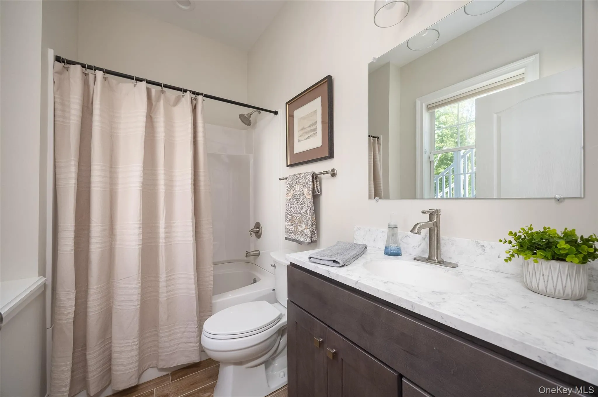 327 Commons Road, Clermont, NY, 4 Bedrooms Bedrooms, 11 Rooms Rooms,3 BathroomsBathrooms,Residential,For Rent,Commons,0,1051421 327 Commons Road, Clermont, NY, 4 Bedrooms Bedrooms, 11 Rooms Rooms,3 BathroomsBathrooms,Residential,For Rent,Commons,0,1051421