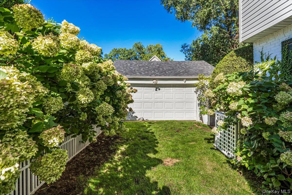 5 Ash Street, Hempstead, NY, 4 Bedrooms Bedrooms, 8 Rooms Rooms,2 BathroomsBathrooms,Residential,For Rent,Ash,0,1051422 5 Ash Street, Hempstead, NY, 4 Bedrooms Bedrooms, 8 Rooms Rooms,2 BathroomsBathrooms,Residential,For Rent,Ash,0,1051422