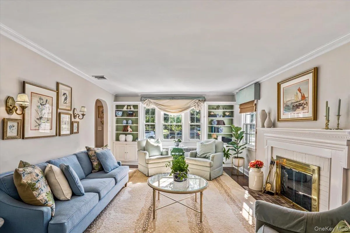 5 Ash Street, Hempstead, NY, 4 Bedrooms Bedrooms, 8 Rooms Rooms,2 BathroomsBathrooms,Residential,For Rent,Ash,0,1051422 5 Ash Street, Hempstead, NY, 4 Bedrooms Bedrooms, 8 Rooms Rooms,2 BathroomsBathrooms,Residential,For Rent,Ash,0,1051422