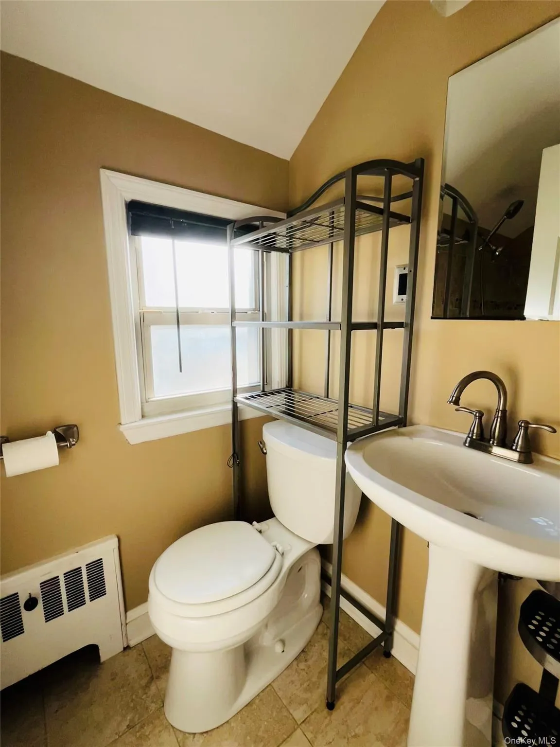 21 Northview Terrace, Yonkers, NY, 2 Bedrooms Bedrooms, 7 Rooms Rooms,1 BathroomBathrooms,Residential Lease,For Rent,Northview,0,1051424 21 Northview Terrace, Yonkers, NY, 2 Bedrooms Bedrooms, 7 Rooms Rooms,1 BathroomBathrooms,Residential Lease,For Rent,Northview,0,1051424