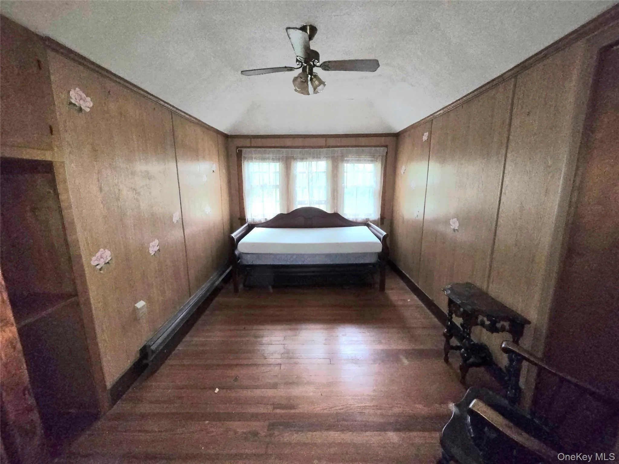 16 Church Road, Neversink, NY, 3 Bedrooms Bedrooms, 7 Rooms Rooms,1 BathroomBathrooms,Residential,For Rent,Church,0,1051425 16 Church Road, Neversink, NY, 3 Bedrooms Bedrooms, 7 Rooms Rooms,1 BathroomBathrooms,Residential,For Rent,Church,0,1051425