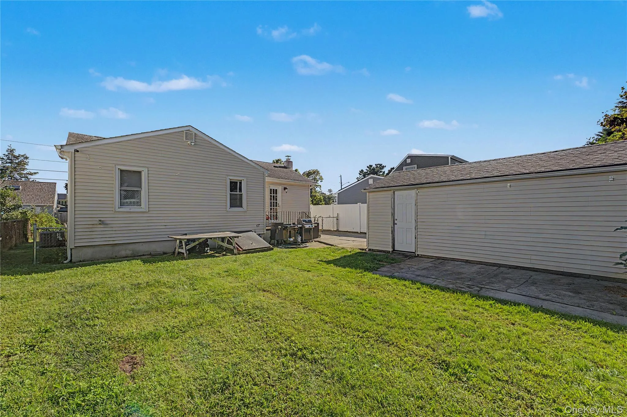 410 10th Street, West Babylon, NY, 2 Bedrooms Bedrooms, 5 Rooms Rooms,1 BathroomBathrooms,Residential,For Rent,10th,0,1051439 410 10th Street, West Babylon, NY, 2 Bedrooms Bedrooms, 5 Rooms Rooms,1 BathroomBathrooms,Residential,For Rent,10th,0,1051439