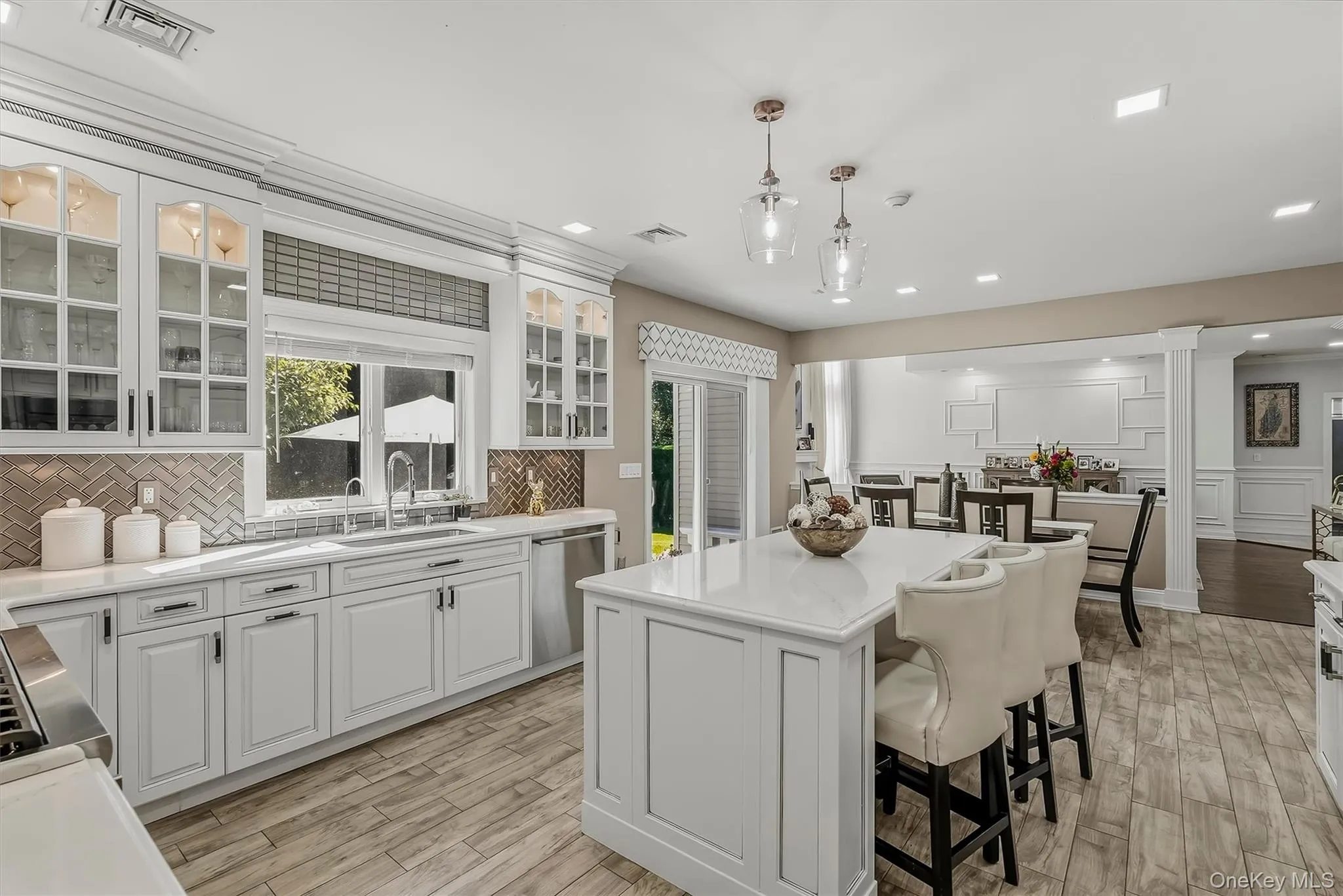 18 King Arthur Court, Clarkstown, NY, 6 Bedrooms Bedrooms, 19 Rooms Rooms,5 BathroomsBathrooms,Residential,For Rent,King Arthur,0,1051444 18 King Arthur Court, Clarkstown, NY, 6 Bedrooms Bedrooms, 19 Rooms Rooms,5 BathroomsBathrooms,Residential,For Rent,King Arthur,0,1051444