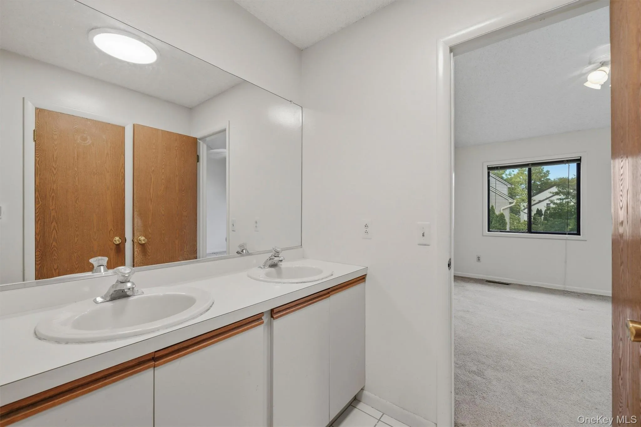 6 Ryan Court, Clarkstown, NY, 2 Bedrooms Bedrooms, 6 Rooms Rooms,2 BathroomsBathrooms,Residential,For Rent,Ryan,0,1051447 6 Ryan Court, Clarkstown, NY, 2 Bedrooms Bedrooms, 6 Rooms Rooms,2 BathroomsBathrooms,Residential,For Rent,Ryan,0,1051447