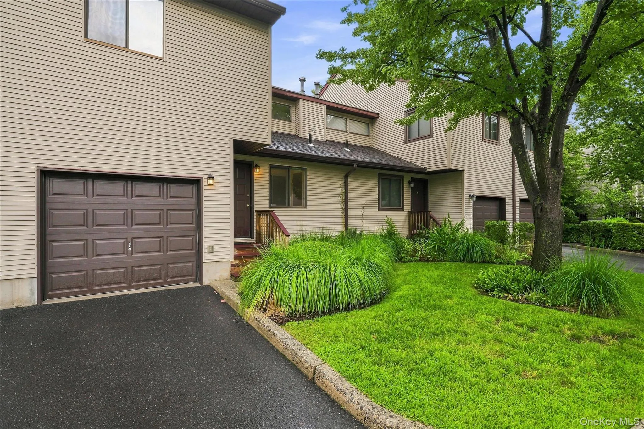6 Ryan Court, Clarkstown, NY, 2 Bedrooms Bedrooms, 6 Rooms Rooms,2 BathroomsBathrooms,Residential,For Rent,Ryan,0,1051447 6 Ryan Court, Clarkstown, NY, 2 Bedrooms Bedrooms, 6 Rooms Rooms,2 BathroomsBathrooms,Residential,For Rent,Ryan,0,1051447