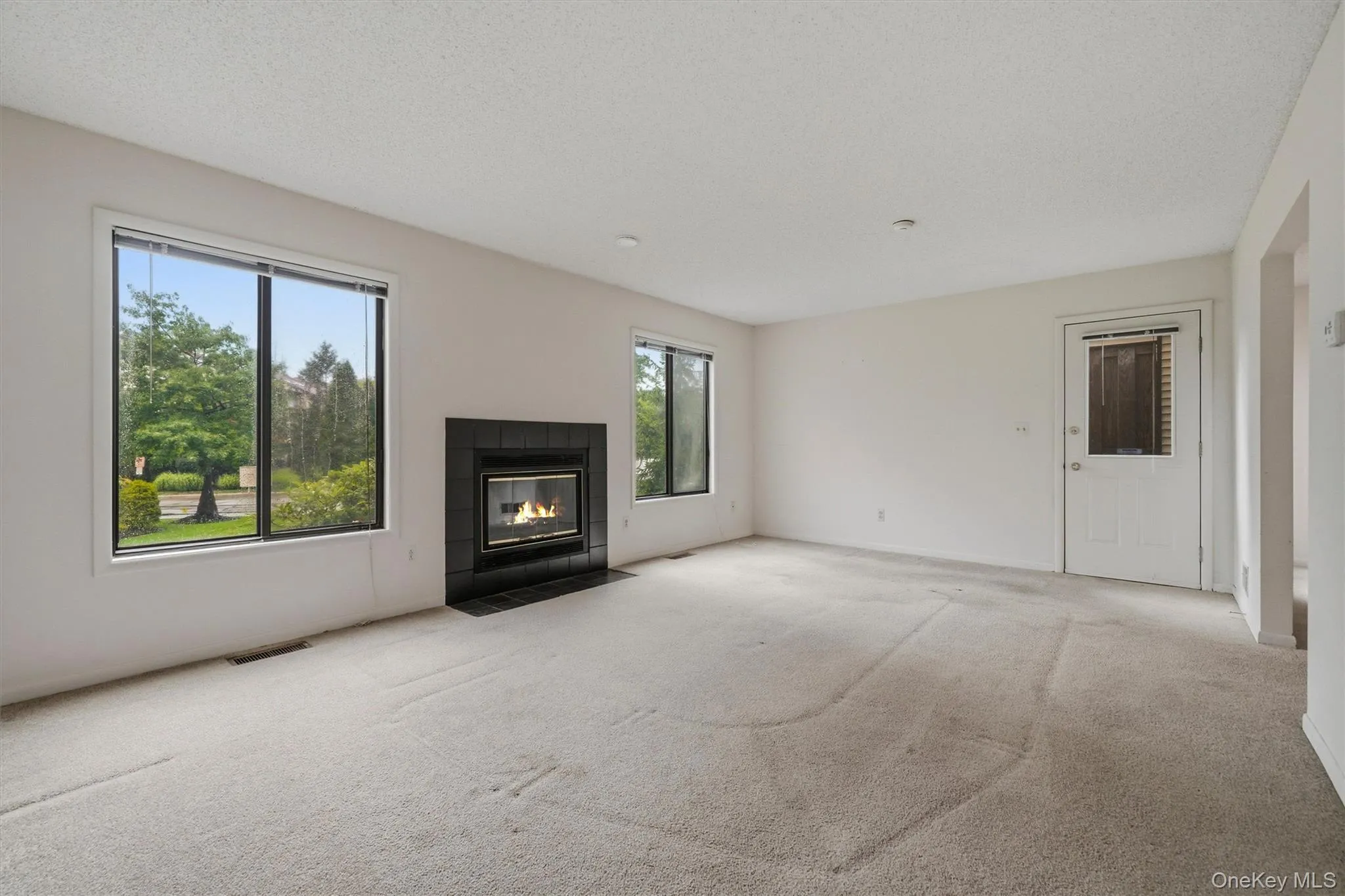 6 Ryan Court, Clarkstown, NY, 2 Bedrooms Bedrooms, 6 Rooms Rooms,2 BathroomsBathrooms,Residential,For Rent,Ryan,0,1051447 6 Ryan Court, Clarkstown, NY, 2 Bedrooms Bedrooms, 6 Rooms Rooms,2 BathroomsBathrooms,Residential,For Rent,Ryan,0,1051447