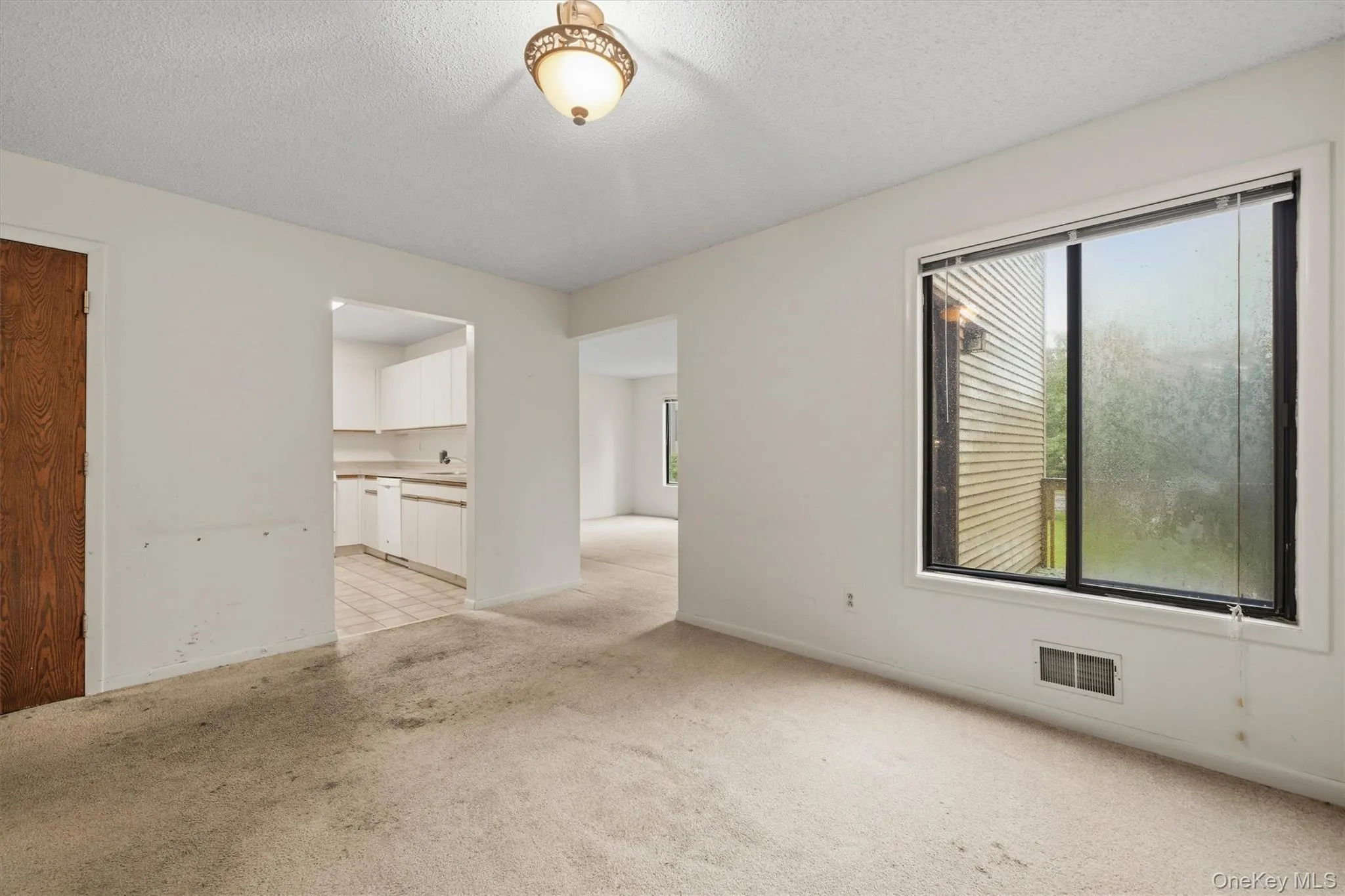 6 Ryan Court, Clarkstown, NY, 2 Bedrooms Bedrooms, 6 Rooms Rooms,2 BathroomsBathrooms,Residential,For Rent,Ryan,0,1051447 6 Ryan Court, Clarkstown, NY, 2 Bedrooms Bedrooms, 6 Rooms Rooms,2 BathroomsBathrooms,Residential,For Rent,Ryan,0,1051447