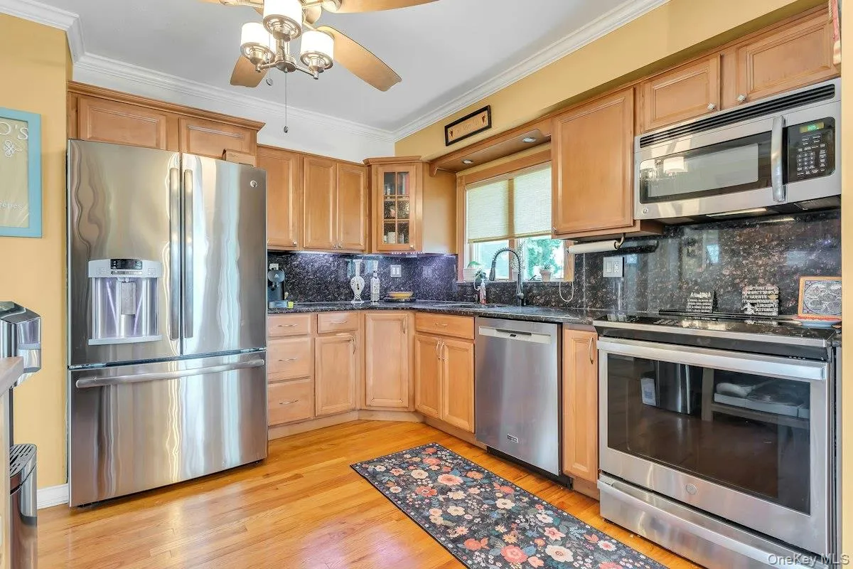 8 Summit Drive, Oyster Bay, NY, 4 Bedrooms Bedrooms, 7 Rooms Rooms,2 BathroomsBathrooms,Residential,For Rent,Summit,0,1051448 8 Summit Drive, Oyster Bay, NY, 4 Bedrooms Bedrooms, 7 Rooms Rooms,2 BathroomsBathrooms,Residential,For Rent,Summit,0,1051448