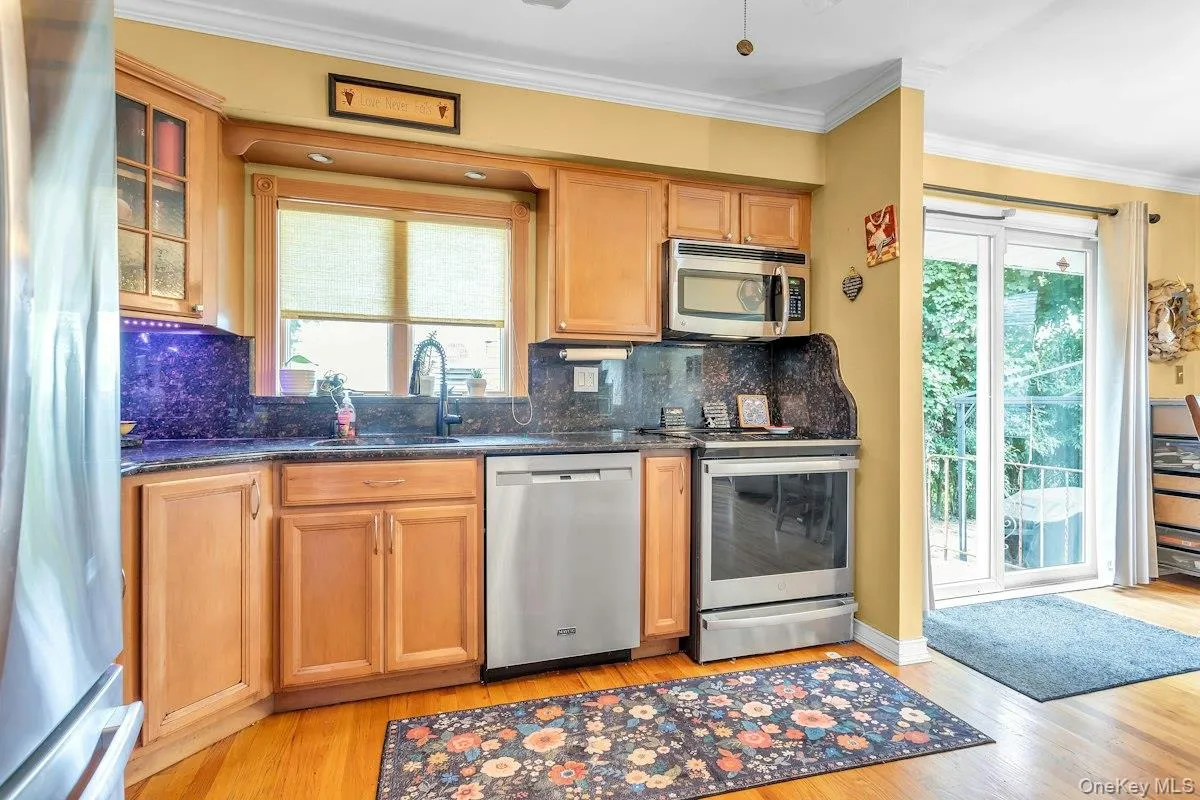 8 Summit Drive, Oyster Bay, NY, 4 Bedrooms Bedrooms, 7 Rooms Rooms,2 BathroomsBathrooms,Residential,For Rent,Summit,0,1051448 8 Summit Drive, Oyster Bay, NY, 4 Bedrooms Bedrooms, 7 Rooms Rooms,2 BathroomsBathrooms,Residential,For Rent,Summit,0,1051448
