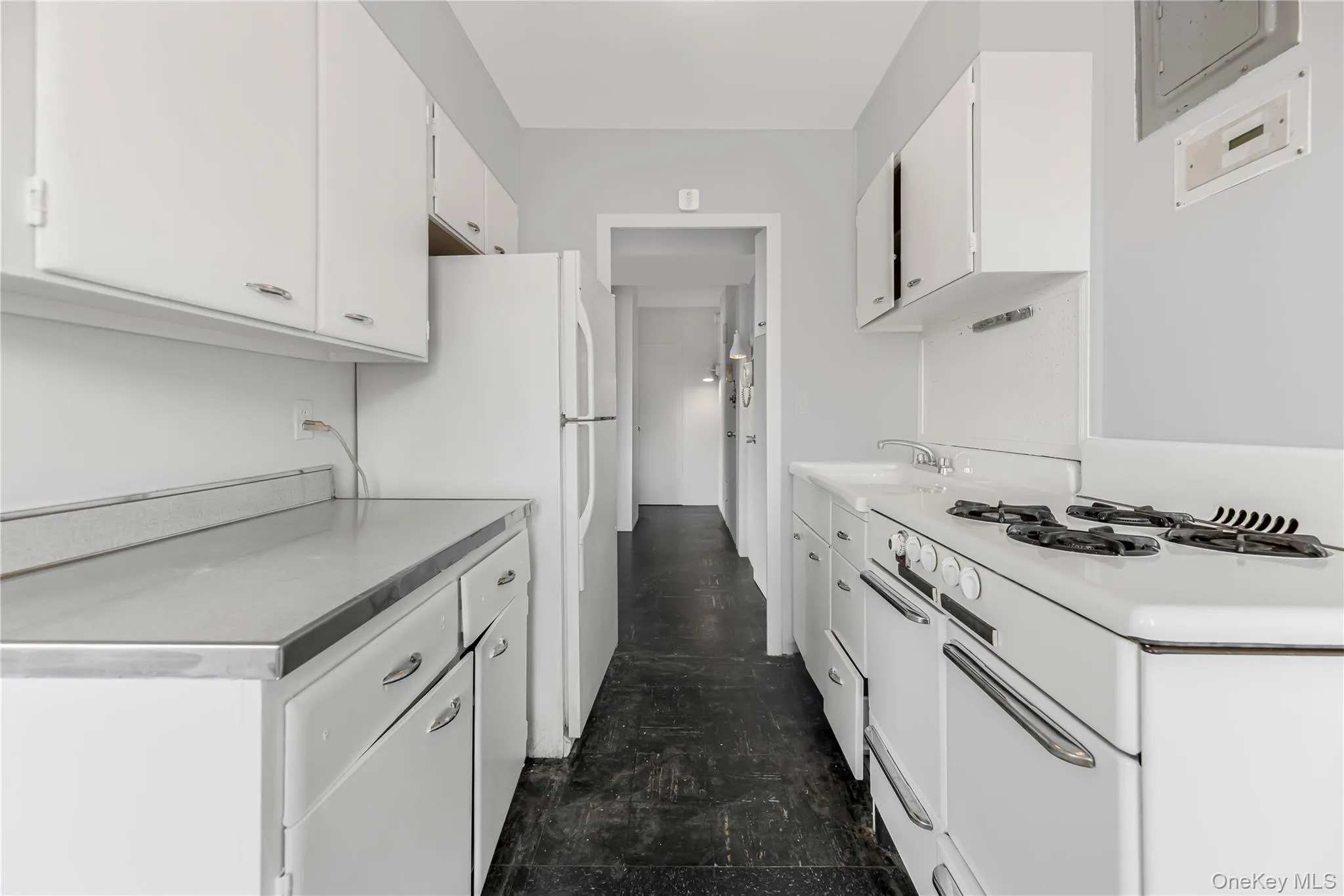 80 La Salle Street, New York, NY, 1 Bedroom Bedrooms, 4 Rooms Rooms,1 BathroomBathrooms,Residential,For Rent,La Salle,0,1051453 80 La Salle Street, New York, NY, 1 Bedroom Bedrooms, 4 Rooms Rooms,1 BathroomBathrooms,Residential,For Rent,La Salle,0,1051453