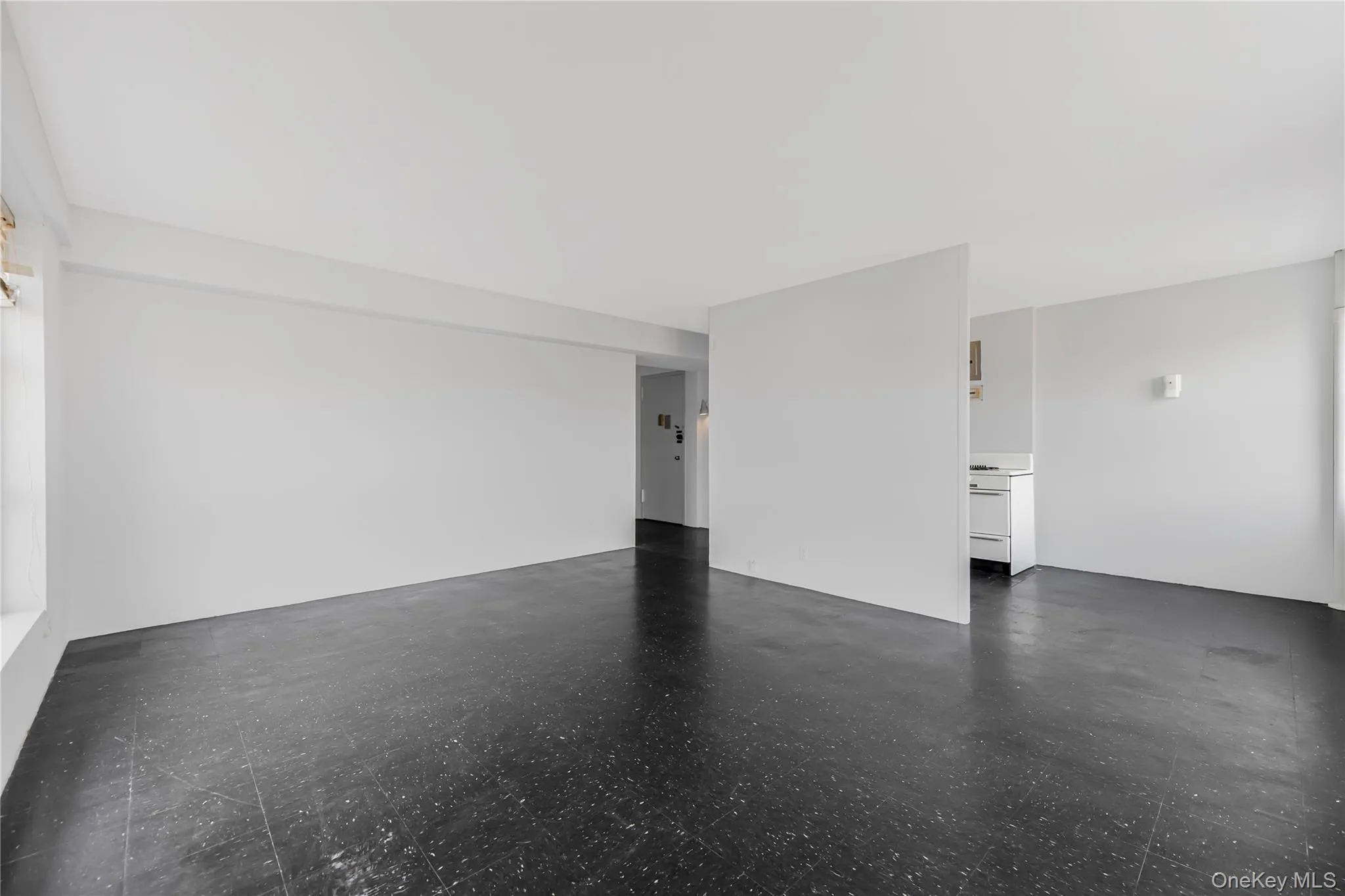 80 La Salle Street, New York, NY, 1 Bedroom Bedrooms, 4 Rooms Rooms,1 BathroomBathrooms,Residential,For Rent,La Salle,0,1051453 80 La Salle Street, New York, NY, 1 Bedroom Bedrooms, 4 Rooms Rooms,1 BathroomBathrooms,Residential,For Rent,La Salle,0,1051453