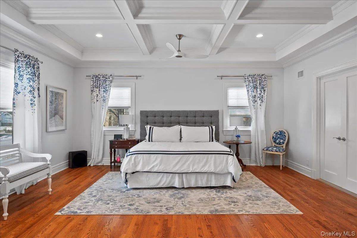 299 Stratton Road, New Rochelle, NY, 4 Bedrooms Bedrooms, 9 Rooms Rooms,3 BathroomsBathrooms,Residential,For Rent,Stratton,0,1051455 299 Stratton Road, New Rochelle, NY, 4 Bedrooms Bedrooms, 9 Rooms Rooms,3 BathroomsBathrooms,Residential,For Rent,Stratton,0,1051455