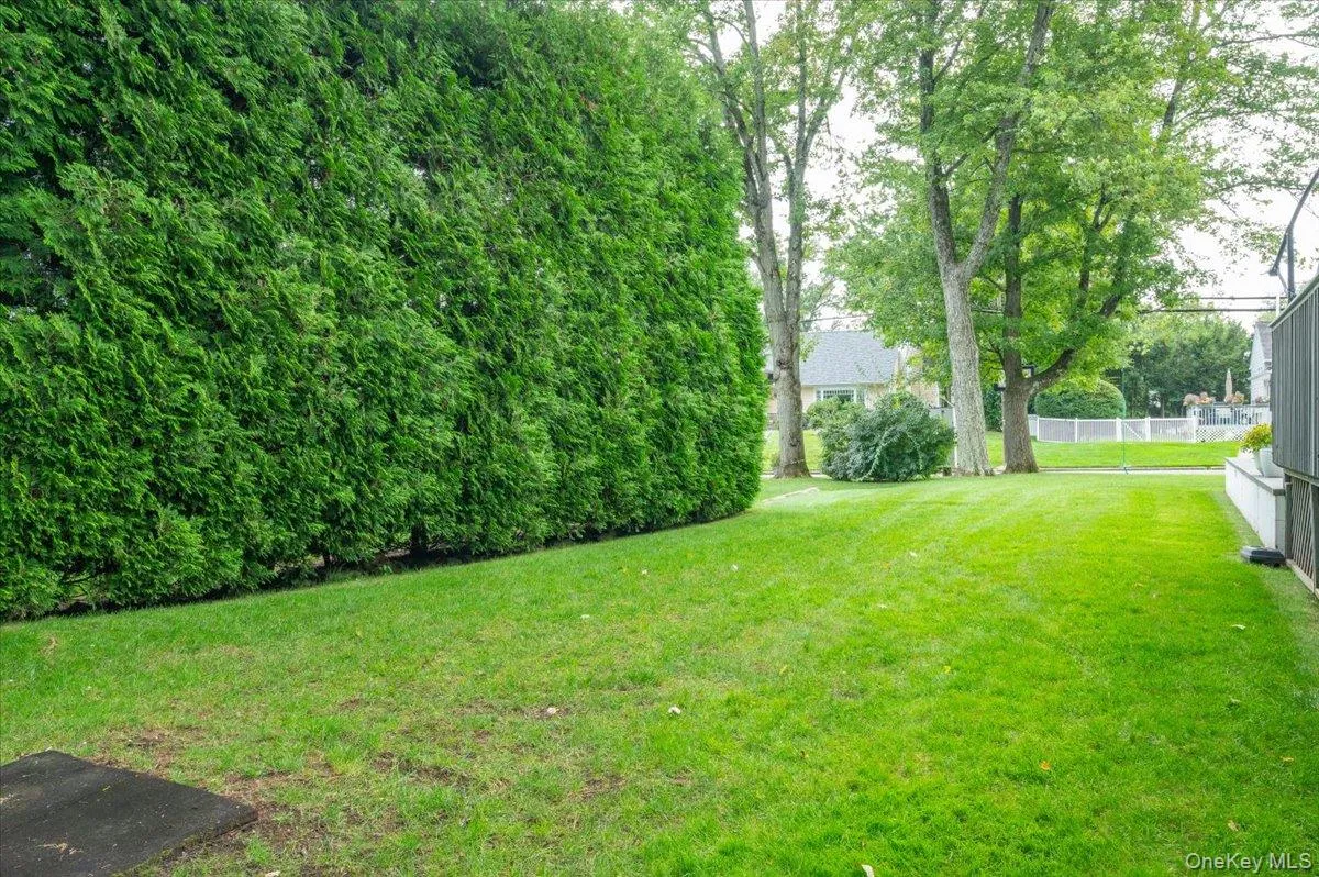 299 Stratton Road, New Rochelle, NY, 4 Bedrooms Bedrooms, 9 Rooms Rooms,3 BathroomsBathrooms,Residential,For Rent,Stratton,0,1051455 299 Stratton Road, New Rochelle, NY, 4 Bedrooms Bedrooms, 9 Rooms Rooms,3 BathroomsBathrooms,Residential,For Rent,Stratton,0,1051455