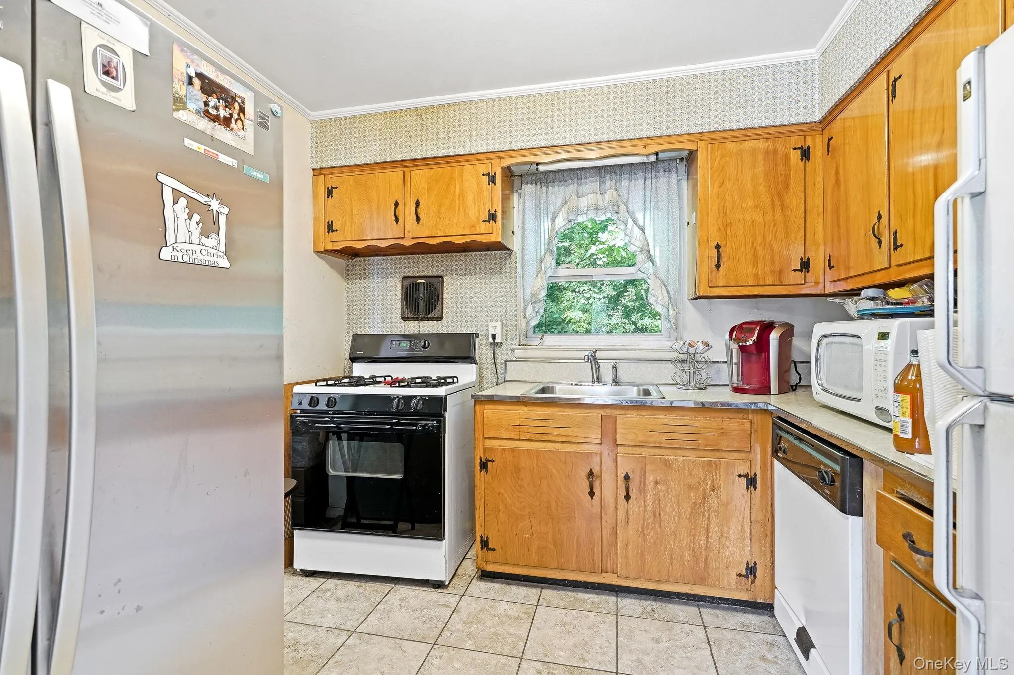 100 Pembrook Drive, Yonkers, NY, 4 Bedrooms Bedrooms, 8 Rooms Rooms,2 BathroomsBathrooms,Residential,For Rent,Pembrook,0,1051460 100 Pembrook Drive, Yonkers, NY, 4 Bedrooms Bedrooms, 8 Rooms Rooms,2 BathroomsBathrooms,Residential,For Rent,Pembrook,0,1051460