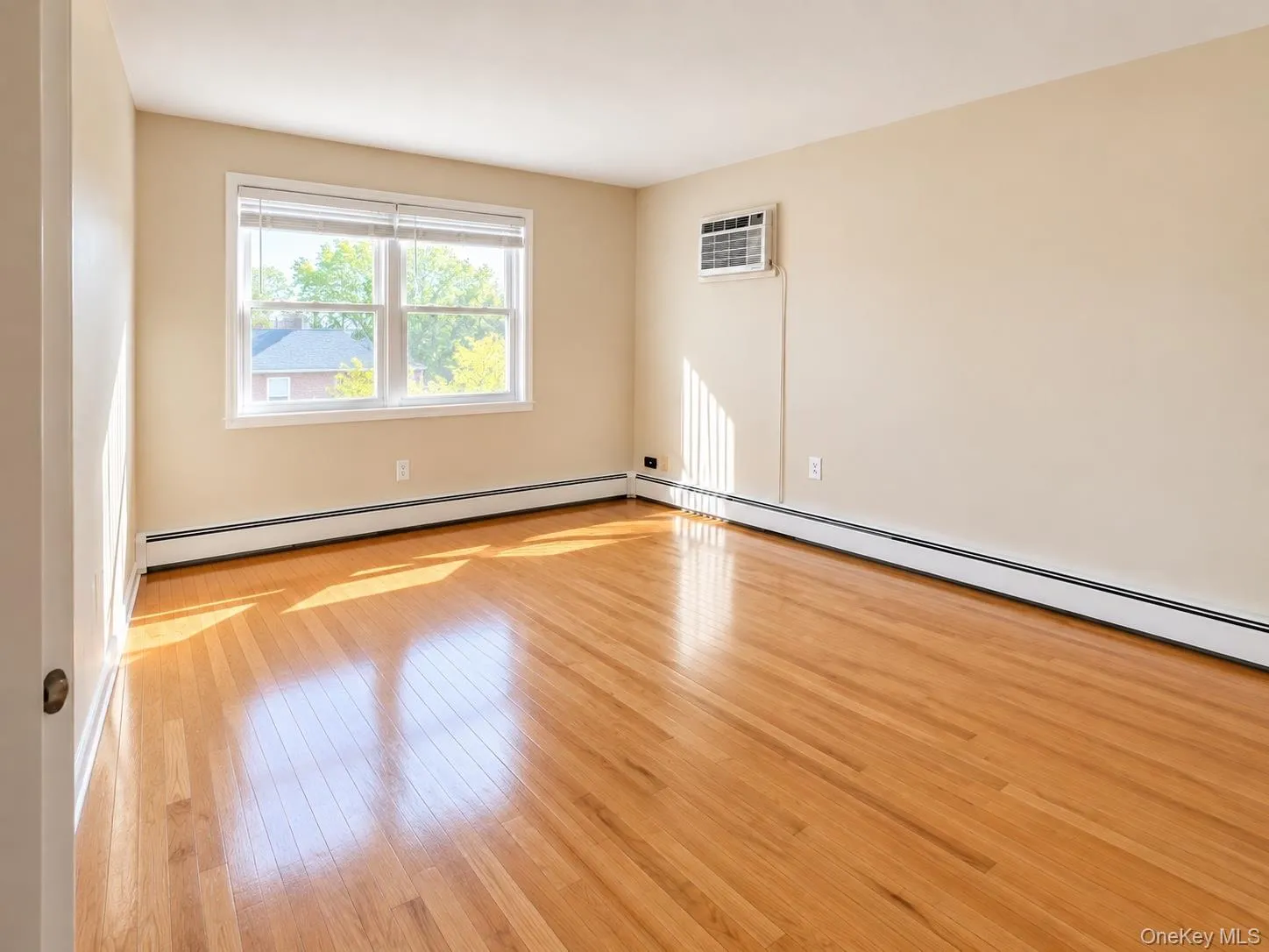 185 Bennett Avenue, Yonkers, NY, 3 Bedrooms Bedrooms, 6 Rooms Rooms,2 BathroomsBathrooms,Residential Lease,For Rent,Bennett,0,1051463 185 Bennett Avenue, Yonkers, NY, 3 Bedrooms Bedrooms, 6 Rooms Rooms,2 BathroomsBathrooms,Residential Lease,For Rent,Bennett,0,1051463