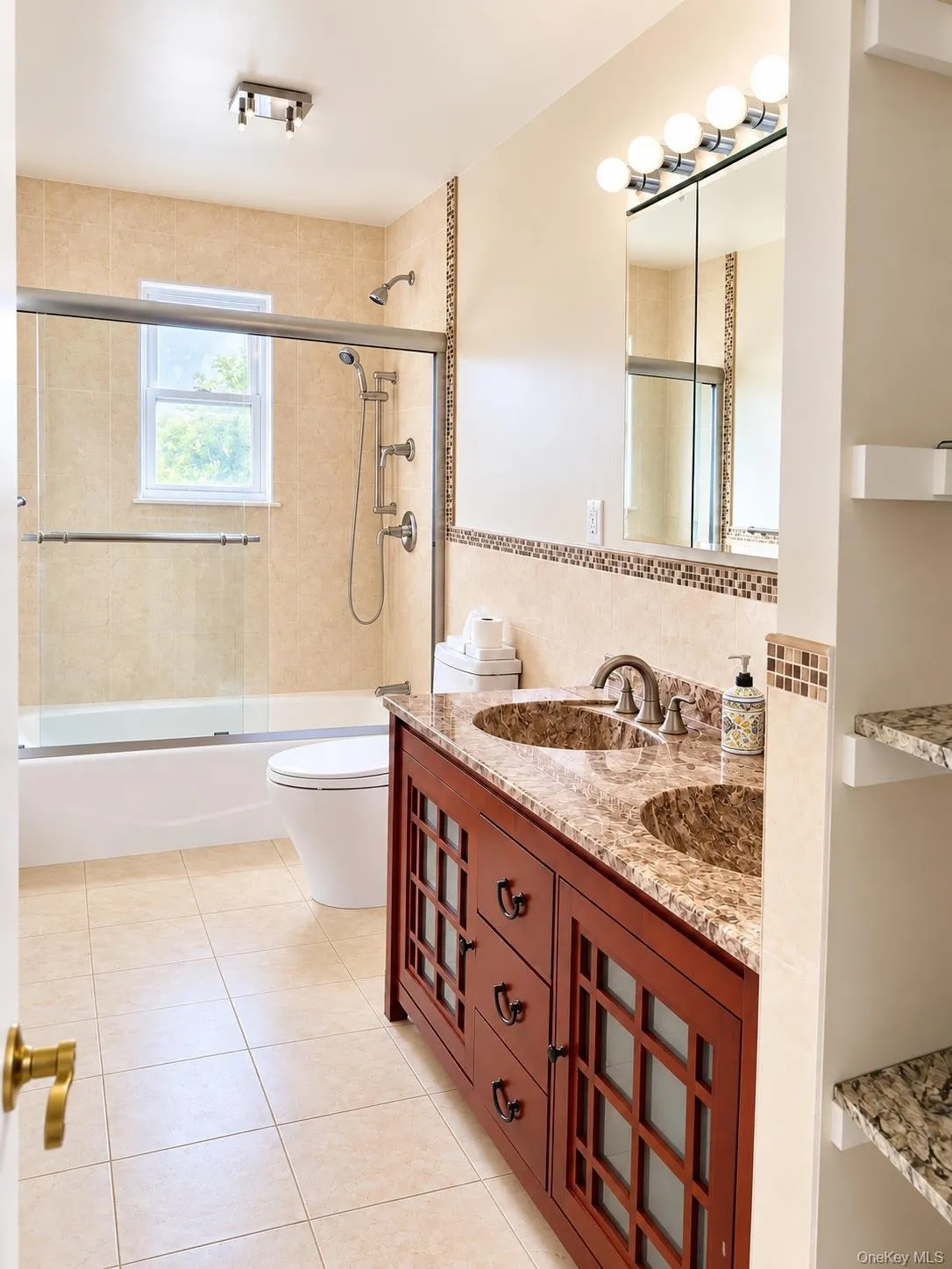 185 Bennett Avenue, Yonkers, NY, 3 Bedrooms Bedrooms, 6 Rooms Rooms,2 BathroomsBathrooms,Residential Lease,For Rent,Bennett,0,1051463 185 Bennett Avenue, Yonkers, NY, 3 Bedrooms Bedrooms, 6 Rooms Rooms,2 BathroomsBathrooms,Residential Lease,For Rent,Bennett,0,1051463