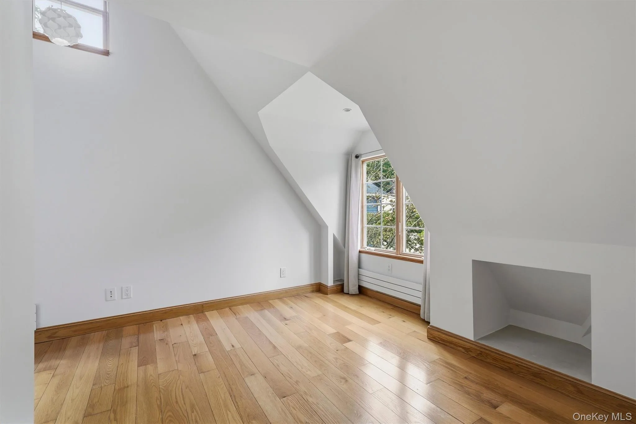 172 Grand Street, Cortlandt, NY, 2 Bedrooms Bedrooms, 6 Rooms Rooms,2 BathroomsBathrooms,Residential Lease,For Rent,Grand,0,1051469 172 Grand Street, Cortlandt, NY, 2 Bedrooms Bedrooms, 6 Rooms Rooms,2 BathroomsBathrooms,Residential Lease,For Rent,Grand,0,1051469