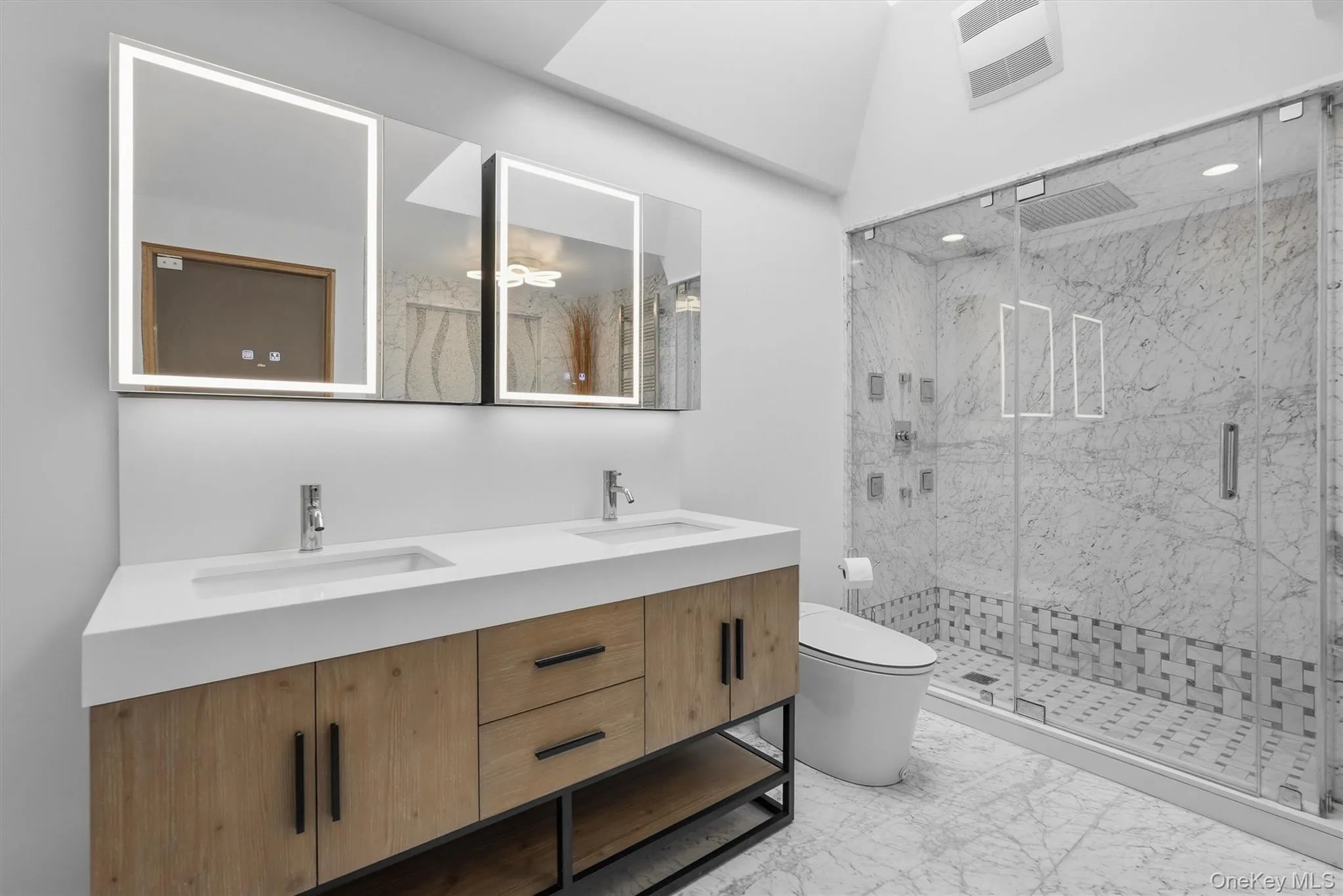 172 Grand Street, Cortlandt, NY, 2 Bedrooms Bedrooms, 6 Rooms Rooms,2 BathroomsBathrooms,Residential Lease,For Rent,Grand,0,1051469 172 Grand Street, Cortlandt, NY, 2 Bedrooms Bedrooms, 6 Rooms Rooms,2 BathroomsBathrooms,Residential Lease,For Rent,Grand,0,1051469