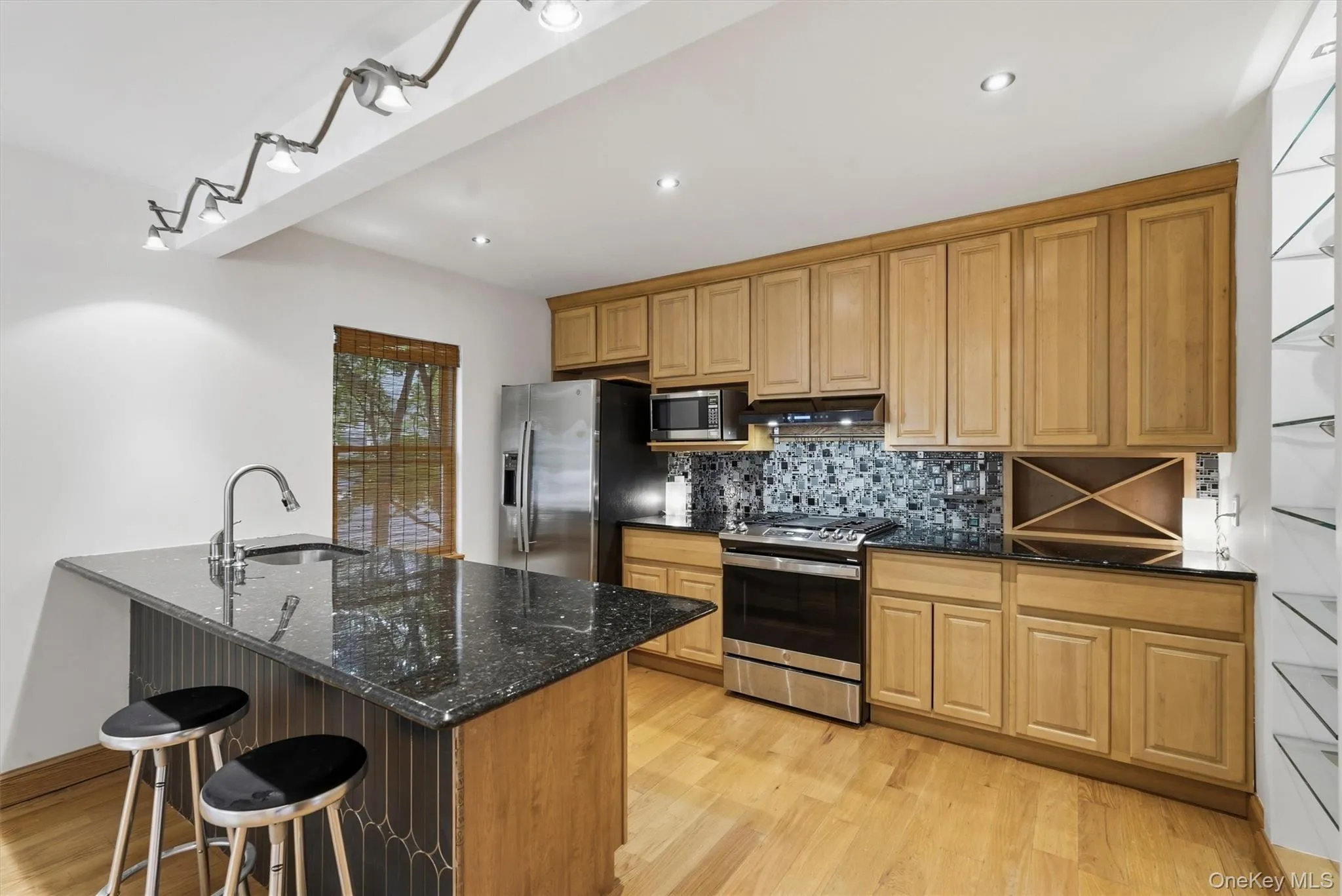 172 Grand Street, Cortlandt, NY, 2 Bedrooms Bedrooms, 6 Rooms Rooms,2 BathroomsBathrooms,Residential Lease,For Rent,Grand,0,1051469 172 Grand Street, Cortlandt, NY, 2 Bedrooms Bedrooms, 6 Rooms Rooms,2 BathroomsBathrooms,Residential Lease,For Rent,Grand,0,1051469