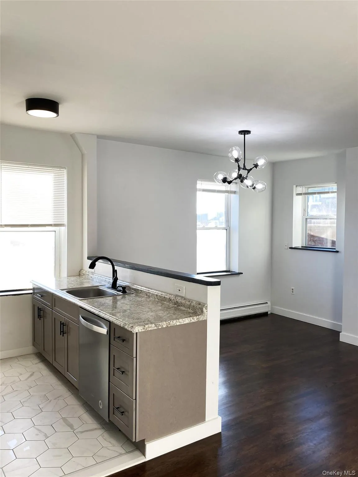 26 Academy Street, Poughkeepsie, NY, 1 Bedroom Bedrooms, 4 Rooms Rooms,1 BathroomBathrooms,Residential Lease,For Rent,Academy,0,1051474 26 Academy Street, Poughkeepsie, NY, 1 Bedroom Bedrooms, 4 Rooms Rooms,1 BathroomBathrooms,Residential Lease,For Rent,Academy,0,1051474