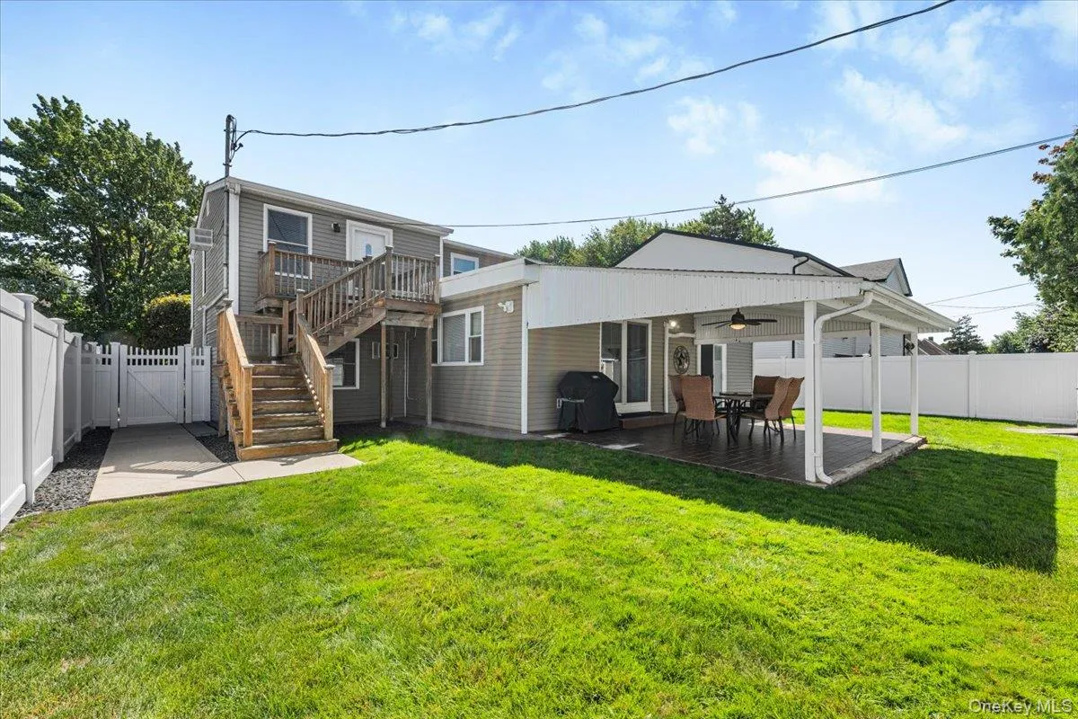 57 Elbow Lane, Hempstead, NY, 4 Bedrooms Bedrooms, 7 Rooms Rooms,2 BathroomsBathrooms,Residential,For Rent,Elbow,0,1051478 57 Elbow Lane, Hempstead, NY, 4 Bedrooms Bedrooms, 7 Rooms Rooms,2 BathroomsBathrooms,Residential,For Rent,Elbow,0,1051478