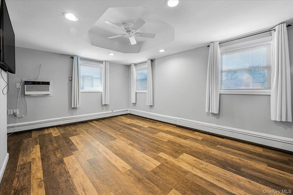 57 Elbow Lane, Hempstead, NY, 4 Bedrooms Bedrooms, 7 Rooms Rooms,2 BathroomsBathrooms,Residential,For Rent,Elbow,0,1051478 57 Elbow Lane, Hempstead, NY, 4 Bedrooms Bedrooms, 7 Rooms Rooms,2 BathroomsBathrooms,Residential,For Rent,Elbow,0,1051478