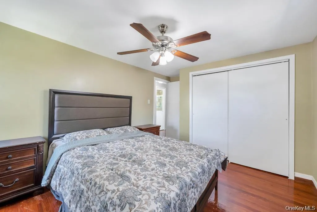 48 Liberty Avenue, North Hempstead, NY, 4 Bedrooms Bedrooms, 8 Rooms Rooms,3 BathroomsBathrooms,Residential,For Rent,Liberty,0,1051480 48 Liberty Avenue, North Hempstead, NY, 4 Bedrooms Bedrooms, 8 Rooms Rooms,3 BathroomsBathrooms,Residential,For Rent,Liberty,0,1051480