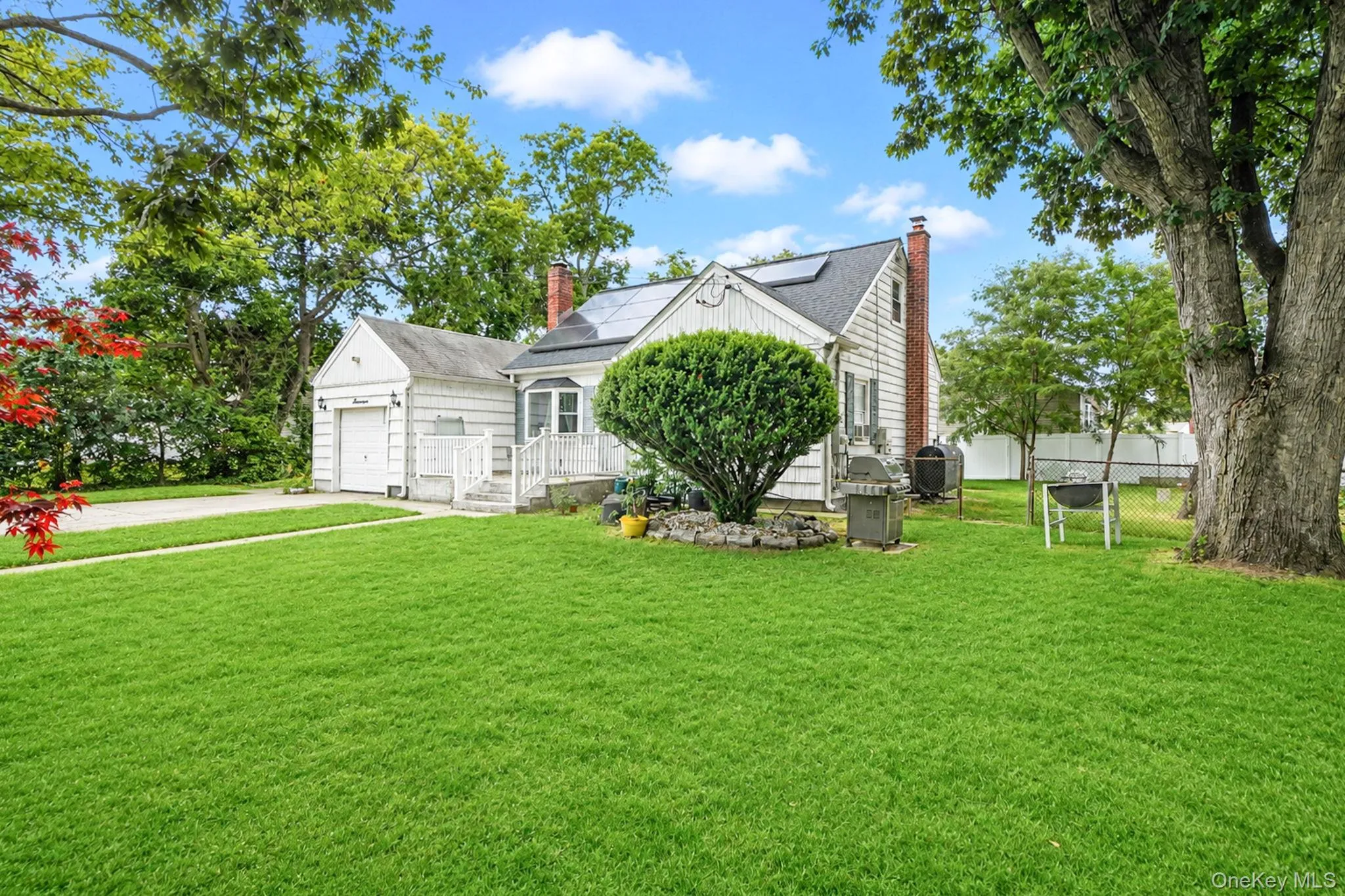 17 Maple Street, Islip, NY, 5 Bedrooms Bedrooms, 13 Rooms Rooms,3 BathroomsBathrooms,Residential,For Rent,Maple,0,1051481 17 Maple Street, Islip, NY, 5 Bedrooms Bedrooms, 13 Rooms Rooms,3 BathroomsBathrooms,Residential,For Rent,Maple,0,1051481