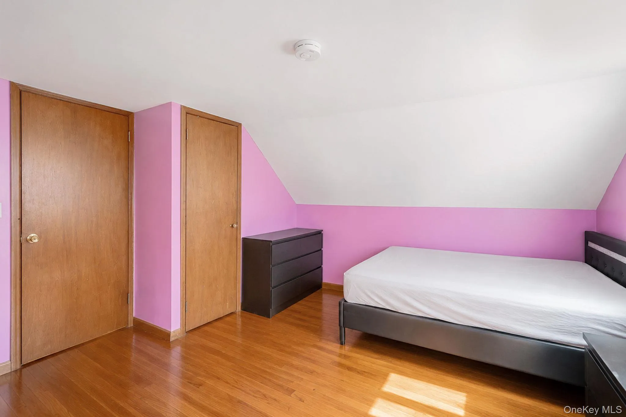 17 Maple Street, Islip, NY, 5 Bedrooms Bedrooms, 13 Rooms Rooms,3 BathroomsBathrooms,Residential,For Rent,Maple,0,1051481 17 Maple Street, Islip, NY, 5 Bedrooms Bedrooms, 13 Rooms Rooms,3 BathroomsBathrooms,Residential,For Rent,Maple,0,1051481