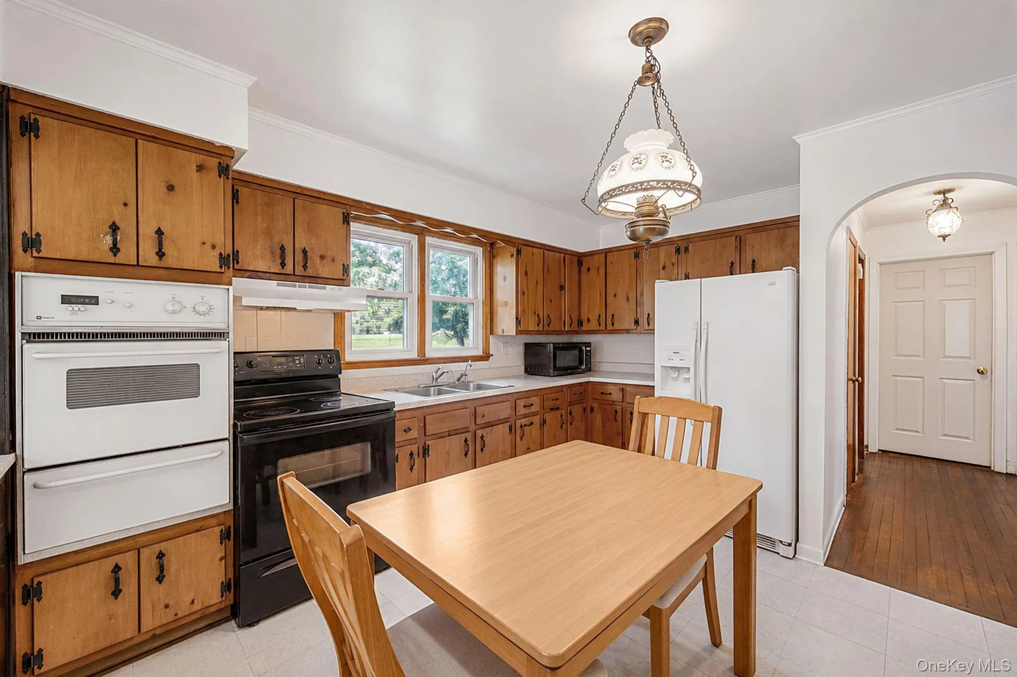 17 Maple Street, Islip, NY, 5 Bedrooms Bedrooms, 13 Rooms Rooms,3 BathroomsBathrooms,Residential,For Rent,Maple,0,1051481 17 Maple Street, Islip, NY, 5 Bedrooms Bedrooms, 13 Rooms Rooms,3 BathroomsBathrooms,Residential,For Rent,Maple,0,1051481