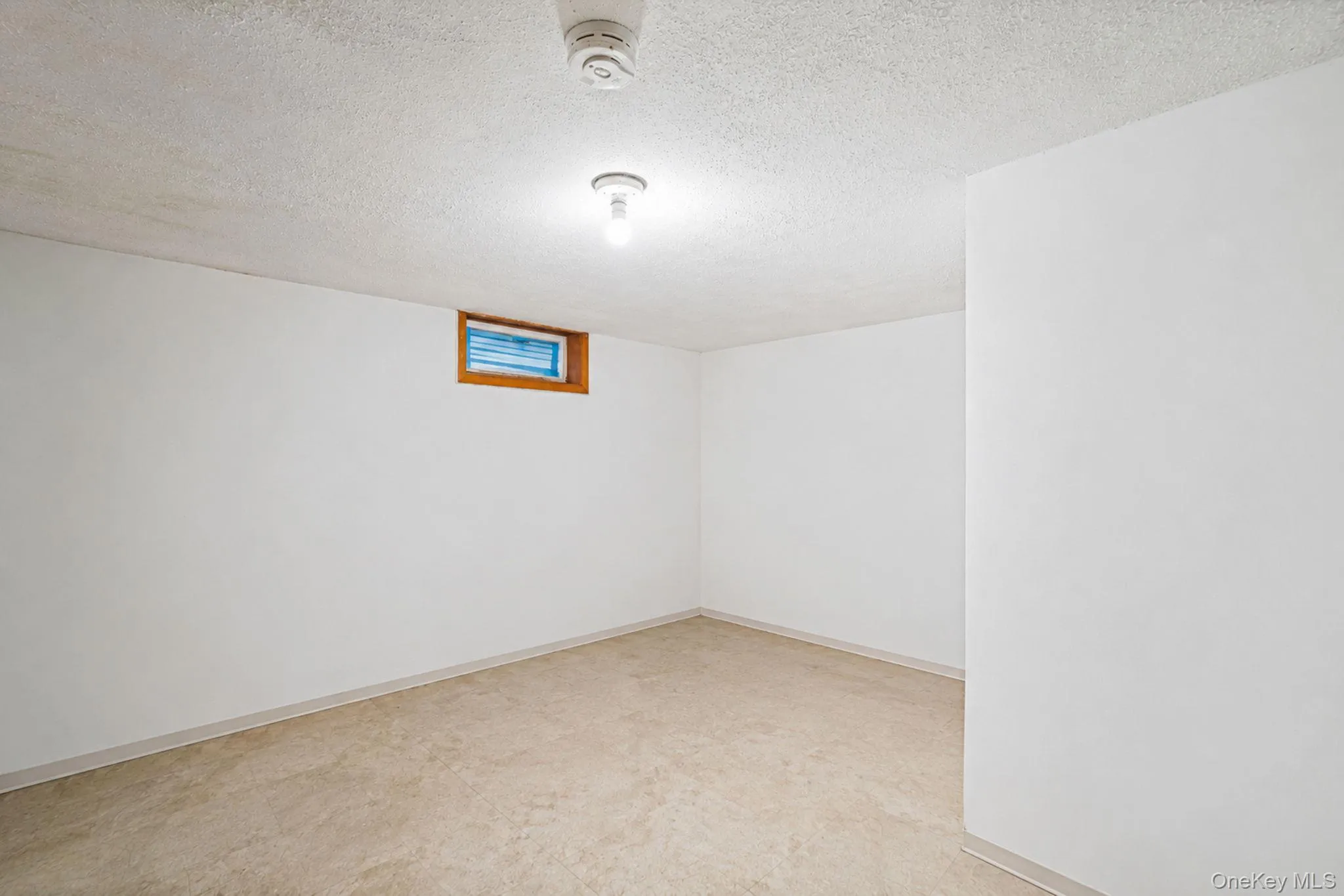17 Maple Street, Islip, NY, 5 Bedrooms Bedrooms, 13 Rooms Rooms,3 BathroomsBathrooms,Residential,For Rent,Maple,0,1051481 17 Maple Street, Islip, NY, 5 Bedrooms Bedrooms, 13 Rooms Rooms,3 BathroomsBathrooms,Residential,For Rent,Maple,0,1051481