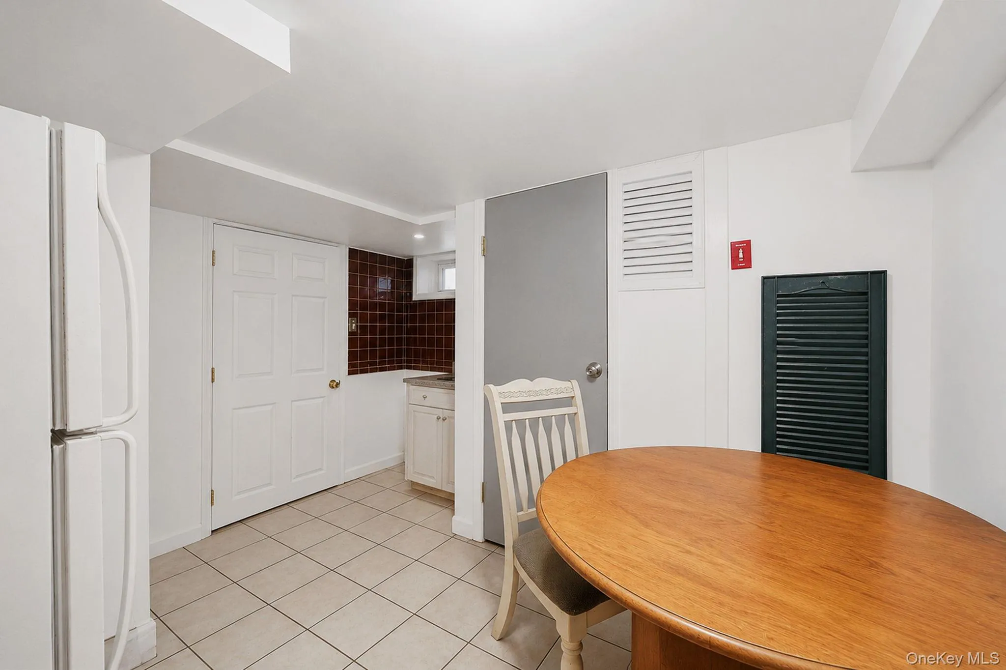 17 Maple Street, Islip, NY, 5 Bedrooms Bedrooms, 13 Rooms Rooms,3 BathroomsBathrooms,Residential,For Rent,Maple,0,1051481 17 Maple Street, Islip, NY, 5 Bedrooms Bedrooms, 13 Rooms Rooms,3 BathroomsBathrooms,Residential,For Rent,Maple,0,1051481