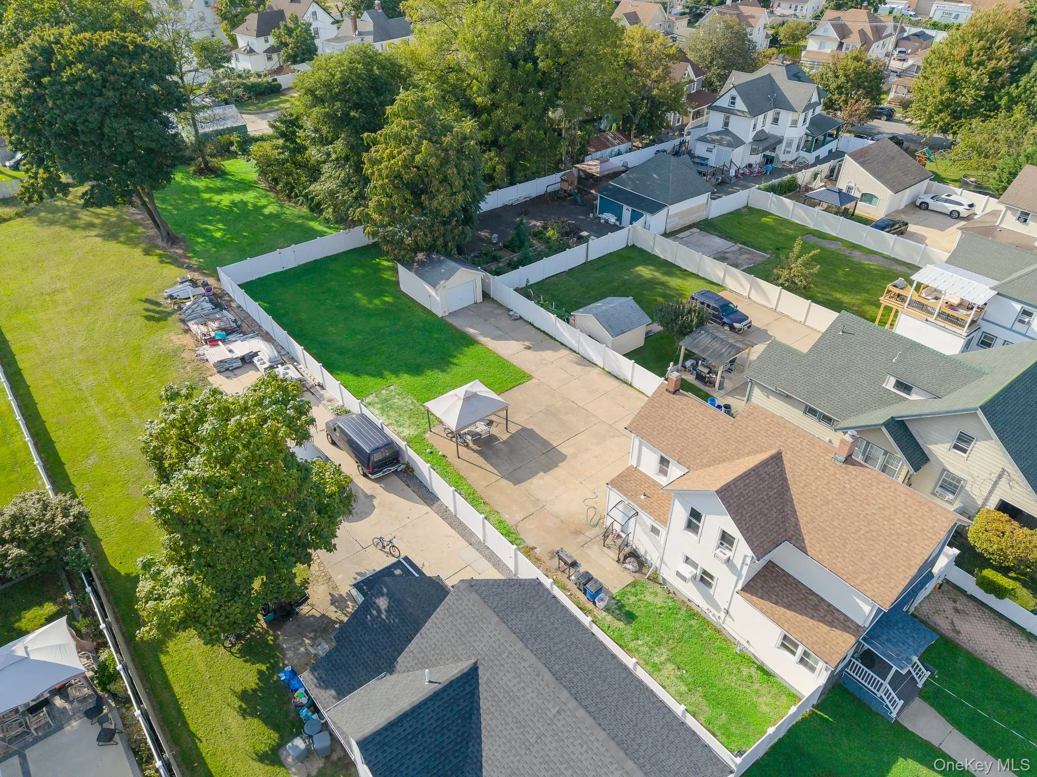166 Church Street, Hempstead, NY, 4 Bedrooms Bedrooms, 8 Rooms Rooms,2 BathroomsBathrooms,Residential,For Rent,Church,0,1051488 166 Church Street, Hempstead, NY, 4 Bedrooms Bedrooms, 8 Rooms Rooms,2 BathroomsBathrooms,Residential,For Rent,Church,0,1051488