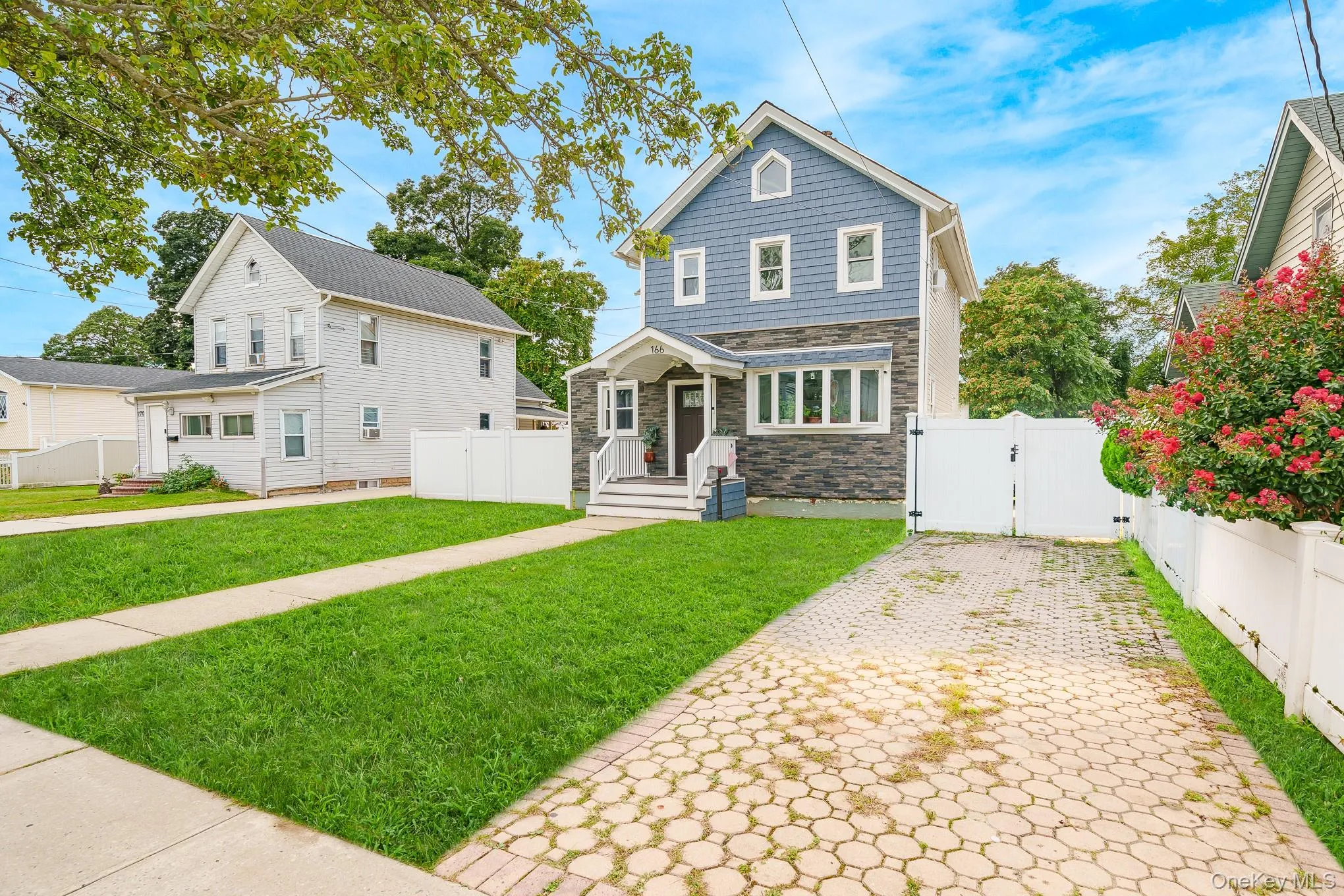 166 Church Street, Hempstead, NY, 4 Bedrooms Bedrooms, 8 Rooms Rooms,2 BathroomsBathrooms,Residential,For Rent,Church,0,1051488 166 Church Street, Hempstead, NY, 4 Bedrooms Bedrooms, 8 Rooms Rooms,2 BathroomsBathrooms,Residential,For Rent,Church,0,1051488