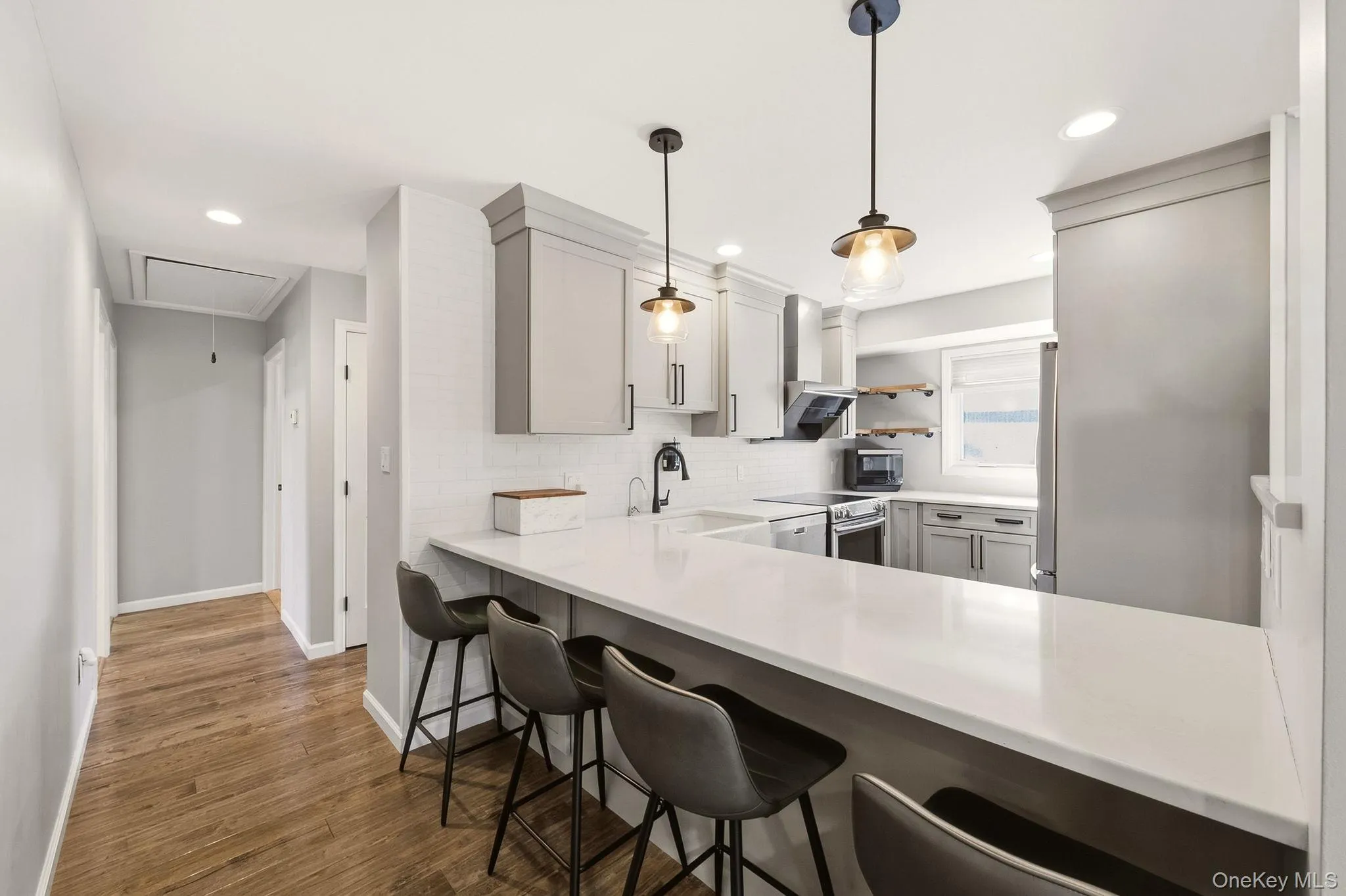 90 Conklin Street, Oyster Bay, NY, 3 Bedrooms Bedrooms, 6 Rooms Rooms,2 BathroomsBathrooms,Residential,For Rent,Conklin,0,1051492 90 Conklin Street, Oyster Bay, NY, 3 Bedrooms Bedrooms, 6 Rooms Rooms,2 BathroomsBathrooms,Residential,For Rent,Conklin,0,1051492